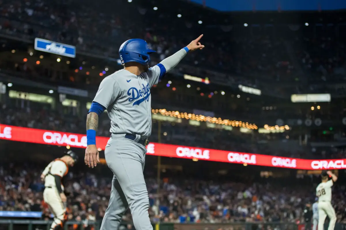 Dodgers Notes Former La Outfielder Decides To Leave Cubs City Connect