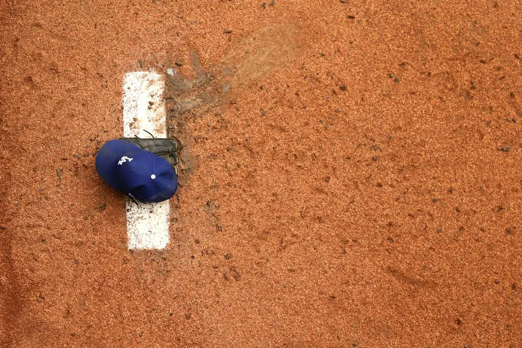 All that's wrong with the New Era 'local market' Dodgers cap - True Blue LA