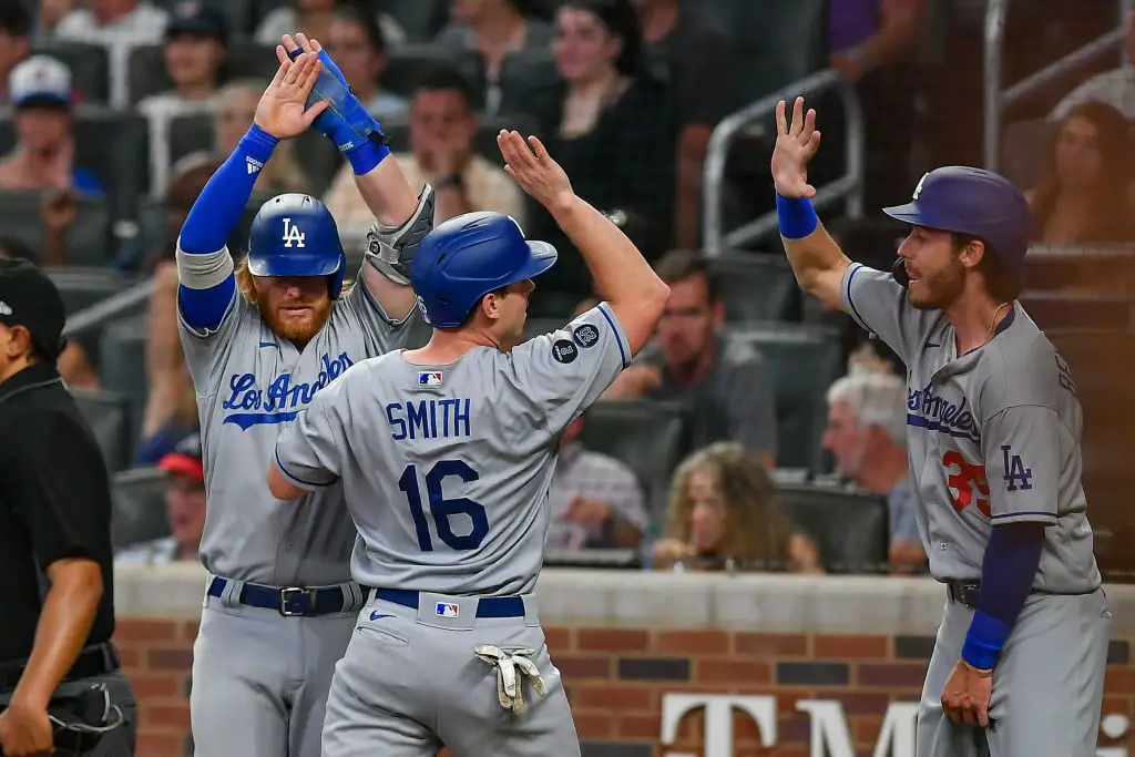 Dodgers' Cody Bellinger wins Silver Slugger award for outstanding