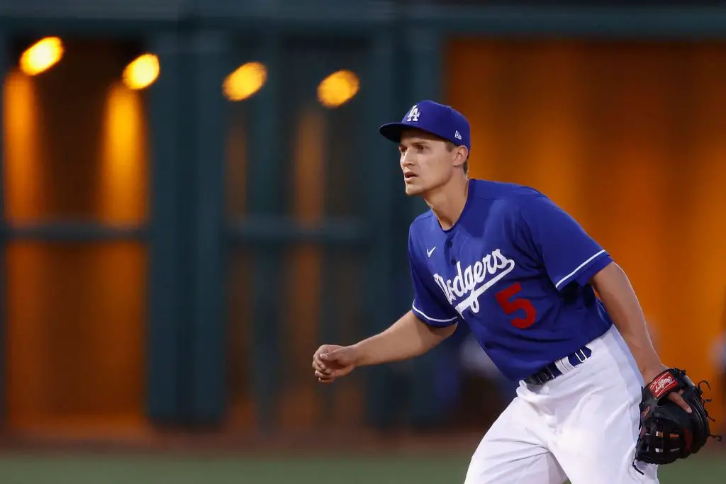 Corey Seager, Los Angeles Dodgers shortstop, suffers fractured