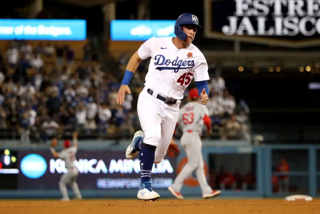 Dodgers postgame: Mookie Betts on rib fracture healing, multi-home run game  & Tony Gonsolin 