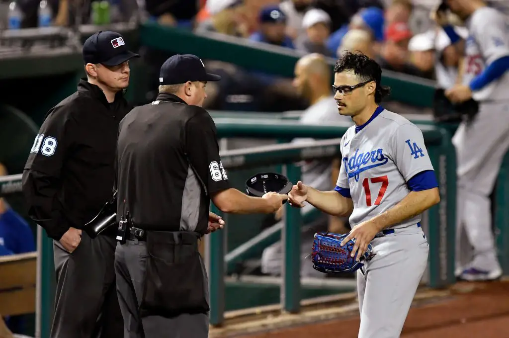 Dodgers: Joe Kelly's Priceless Reaction to An Umpire's Missed Call