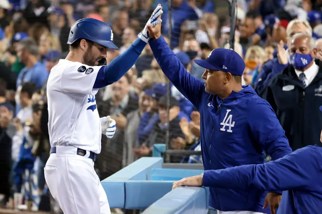 MLB playoffs: Kike Hernandez calls out Dodgers fans' lack of energy