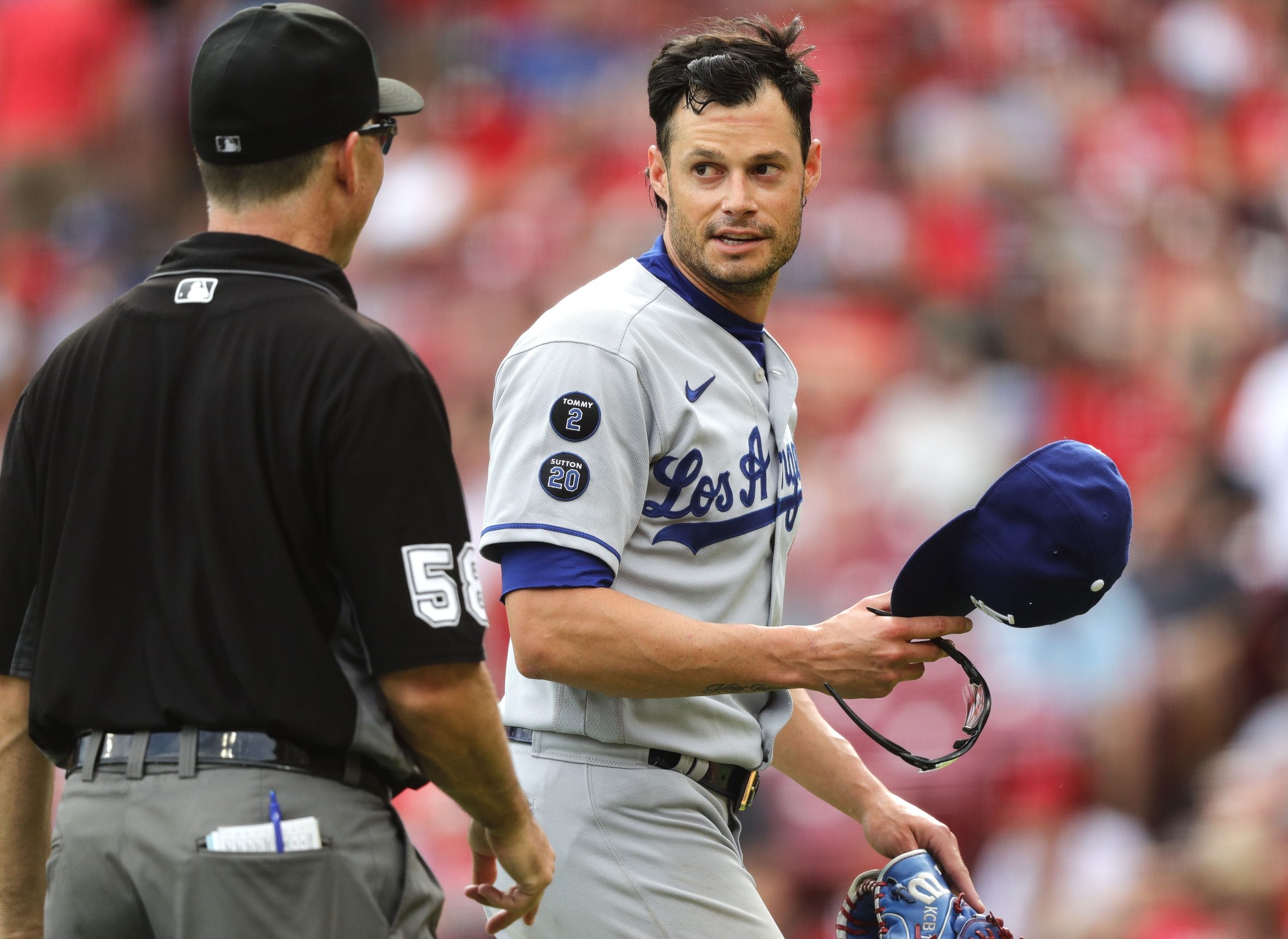 New Dodgers pitcher Joe Kelly to meet fans in Corona – Press Enterprise