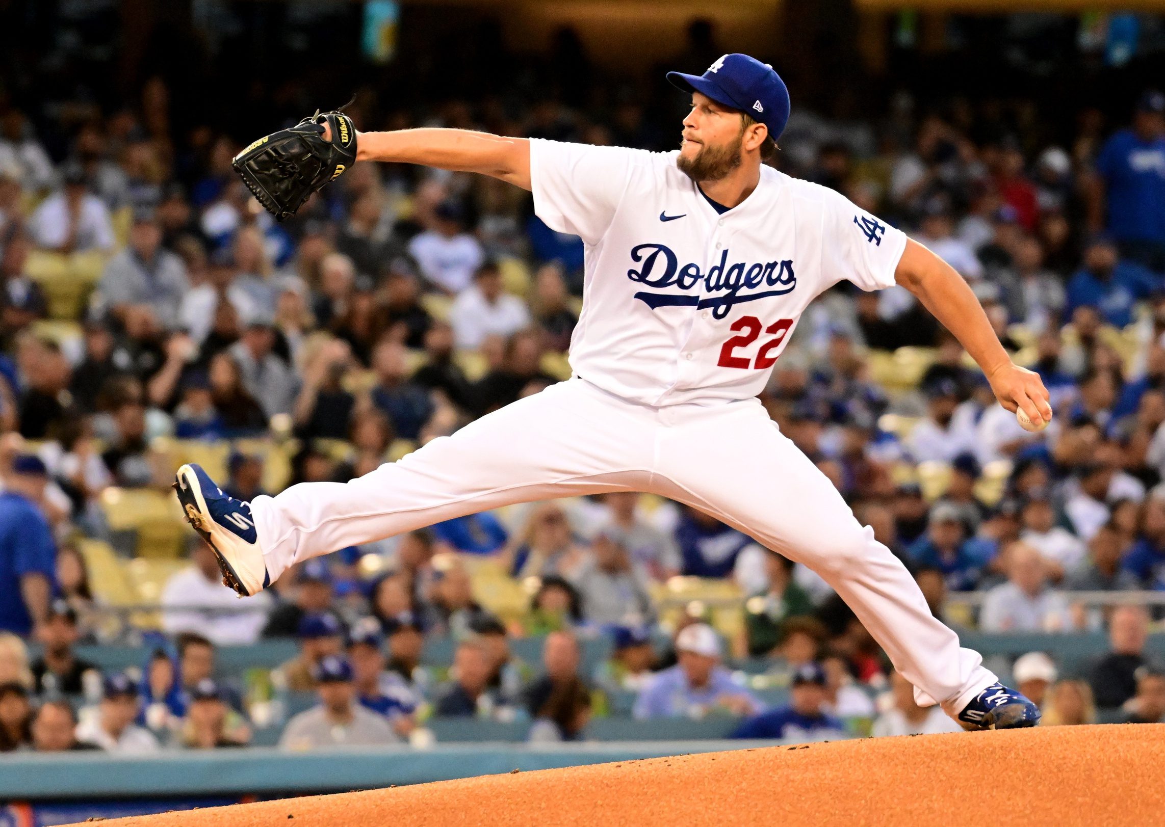 Dodgers: Minor League Pitcher Perfectly Mirrors Clayton Kershaw