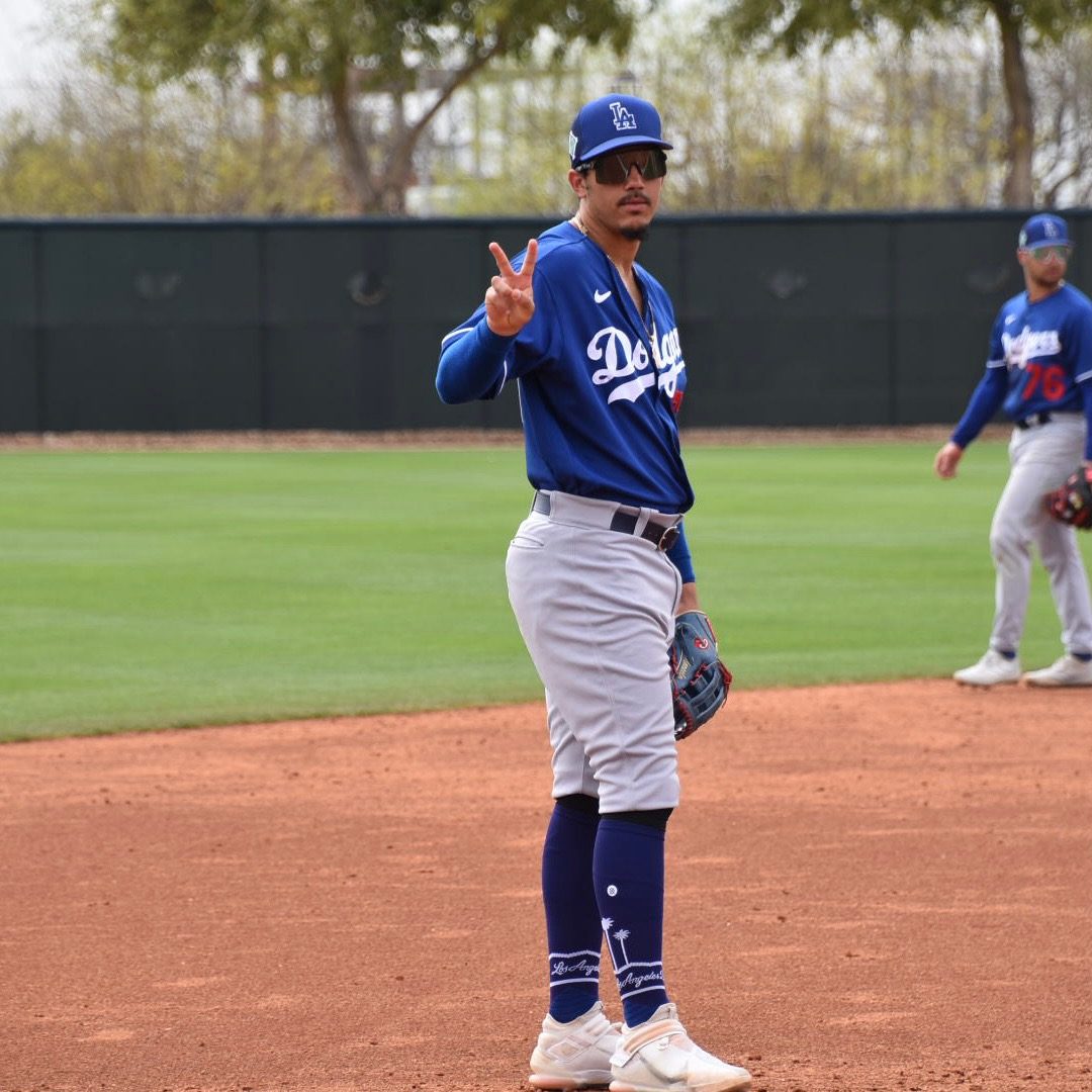 Dodgers option Miguel Vargas to minors: Who could fill in at