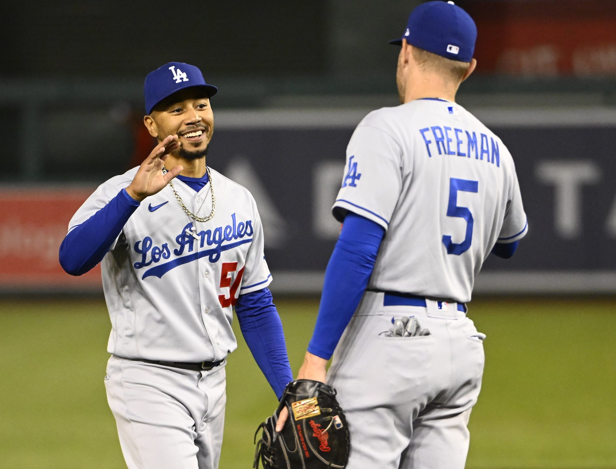 Dodgers cover the globe with World Baseball Classic roster