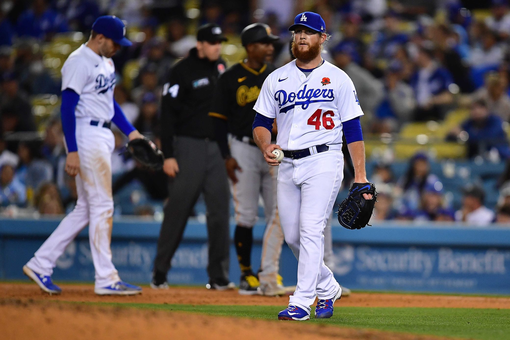 Dodgers roster: Craig Kimbrel returns, Mitch White optioned to