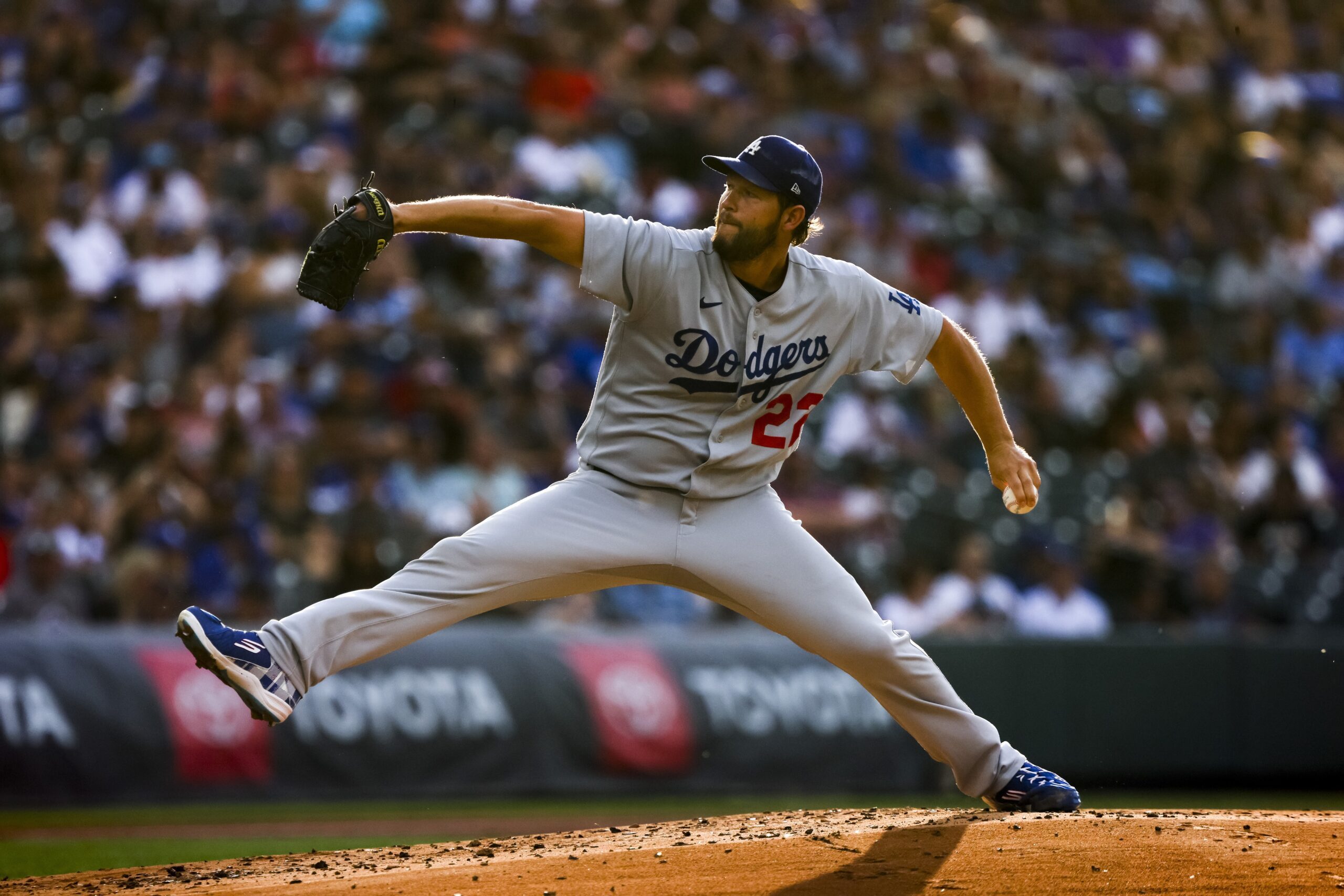 Dodgers' Clayton Kershaw has another rough start at Coors Field in