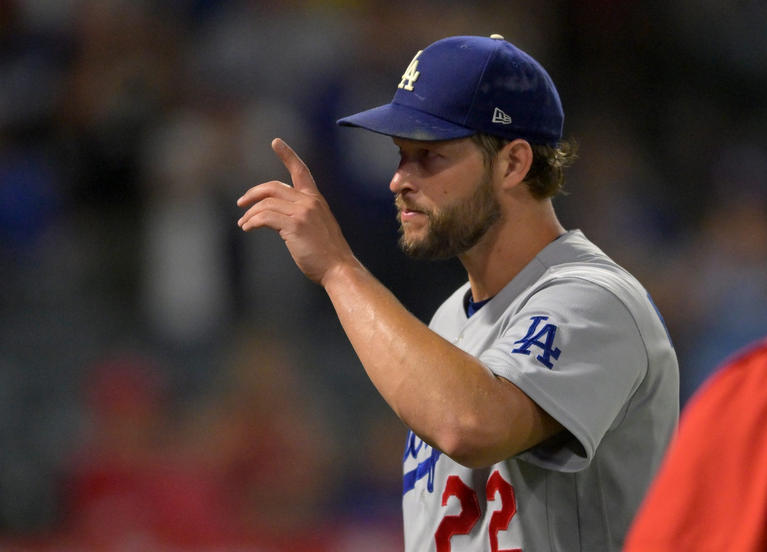 Notes: Hodges' №14 to be retired; Kershaw provides injury update