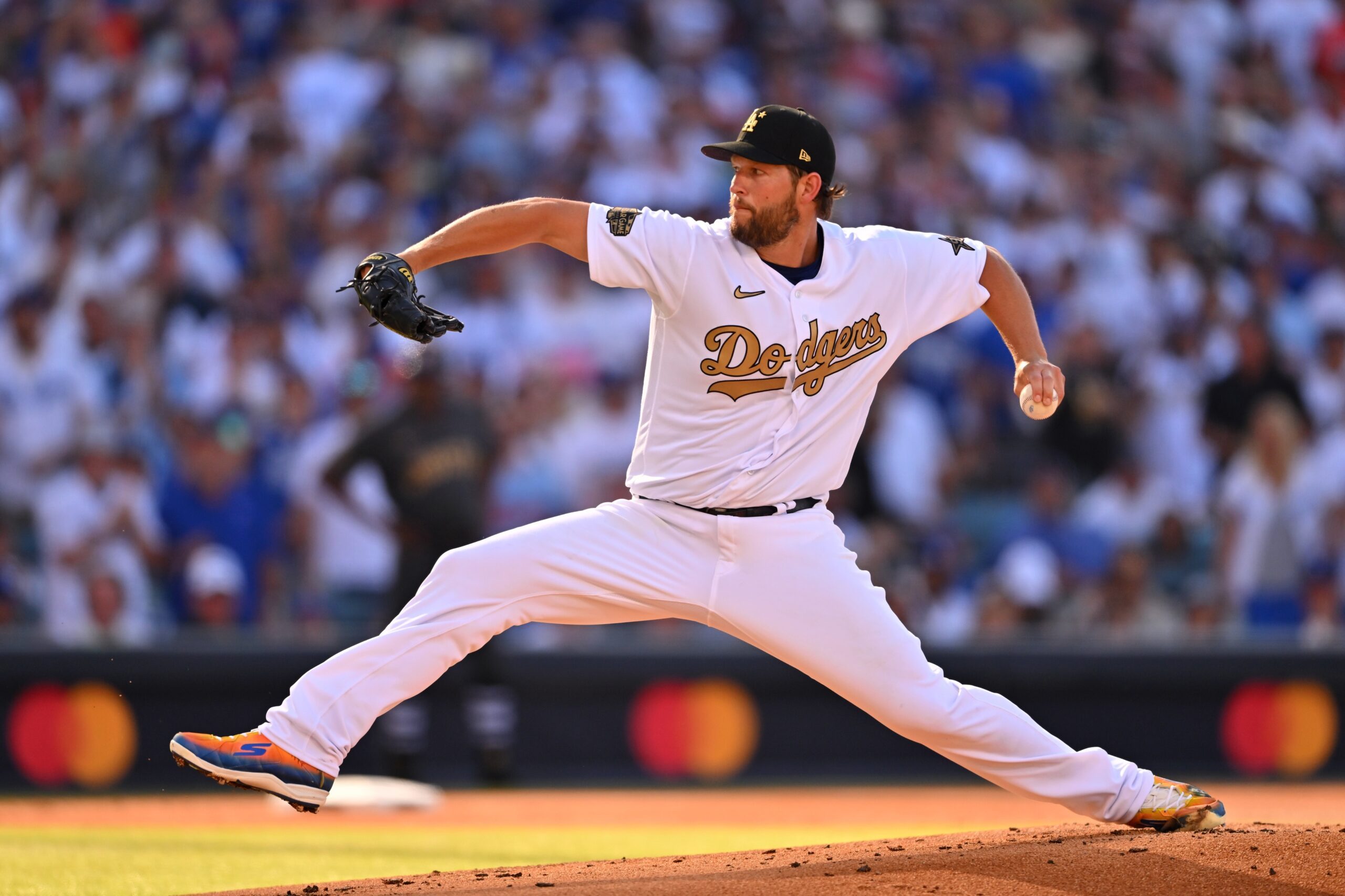 Clayton Kershaw and Family Attend Charity Ping Pong Tournament