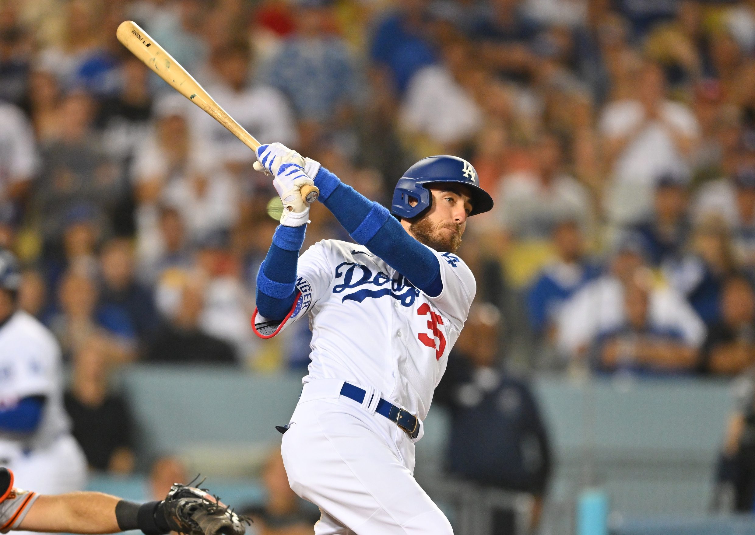 Cody Bellinger's grand slam pushes Dodgers past Giants