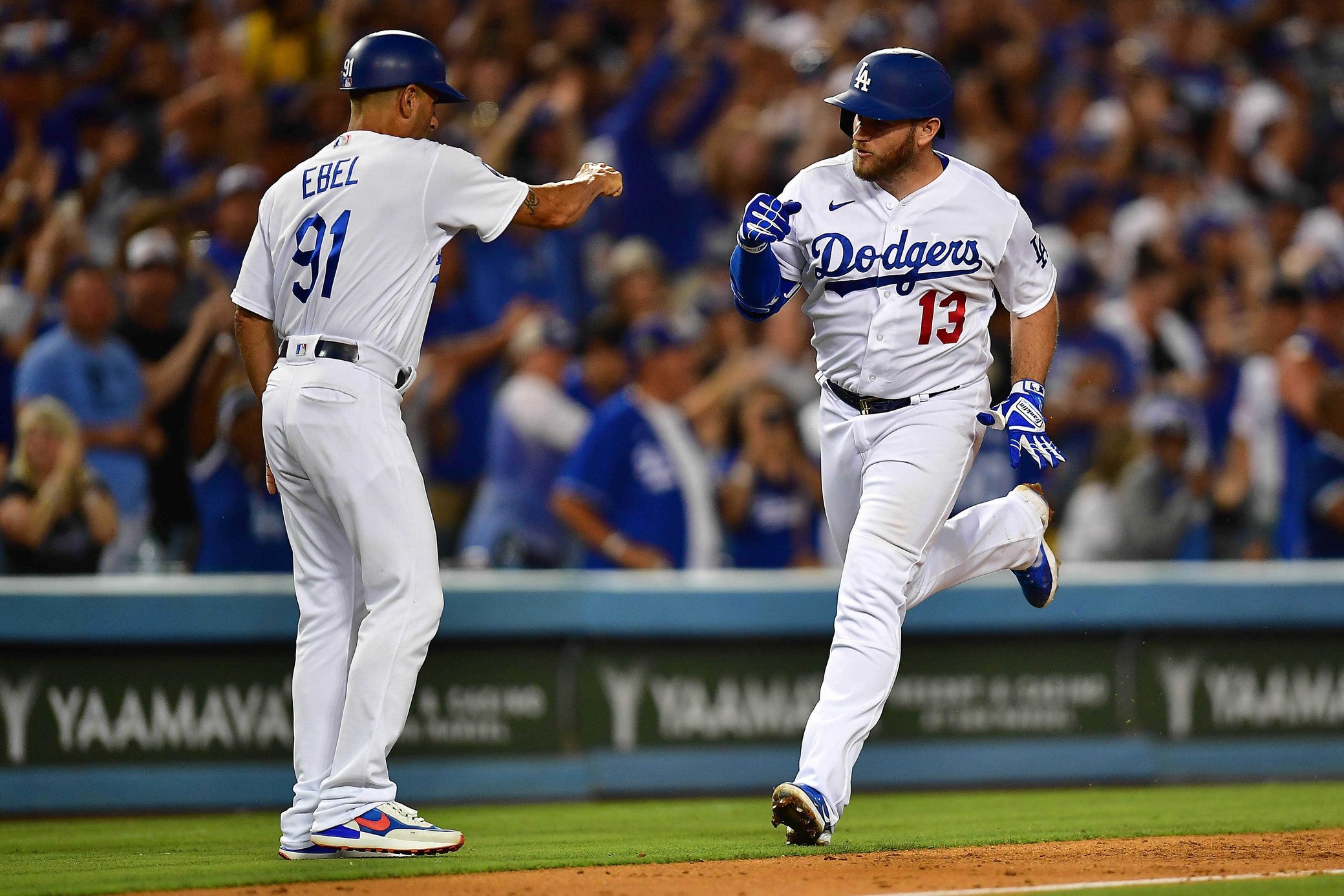 Dodgers Injury Update: Chris Taylor Received Cortisone Shot For