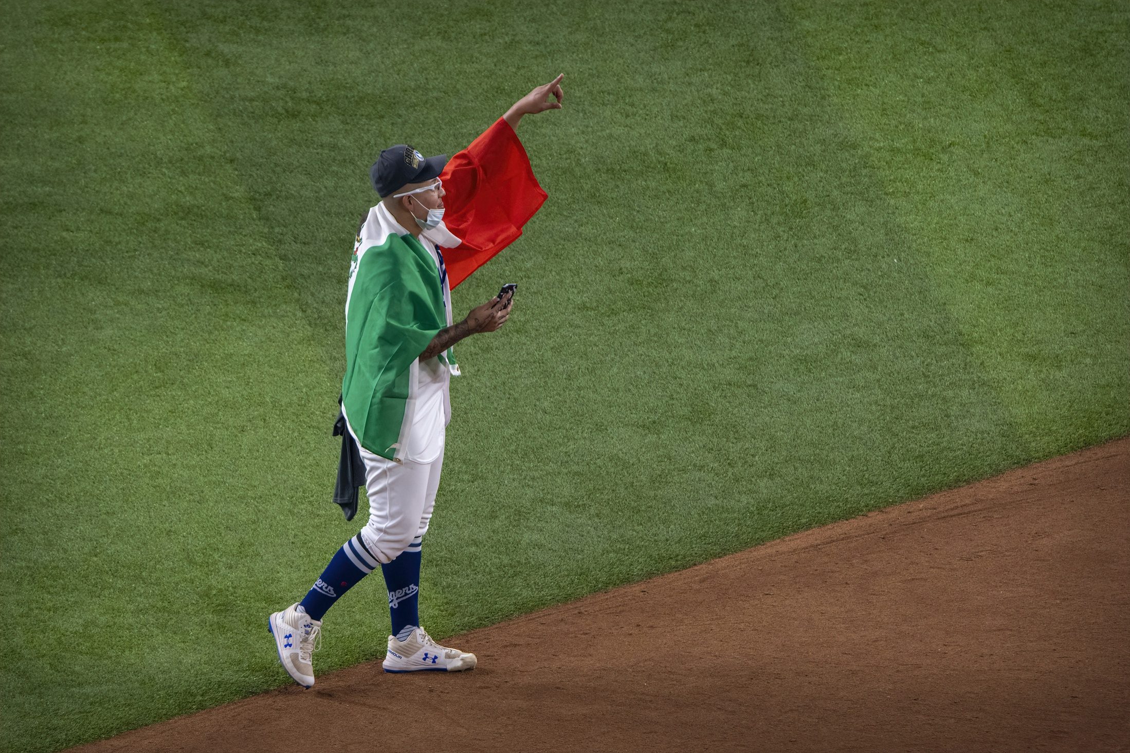 Dodgers News: Julio Urías Considered 'Captain' Of Team Mexico For