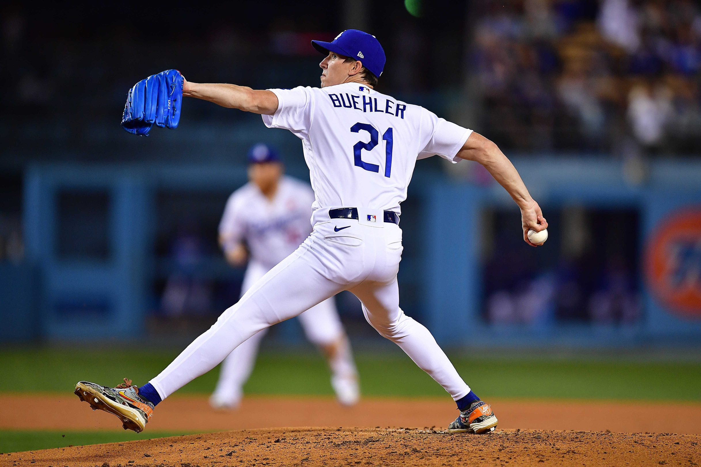 Walker Buehler helps Dodgers keep the heat on Giants – Orange