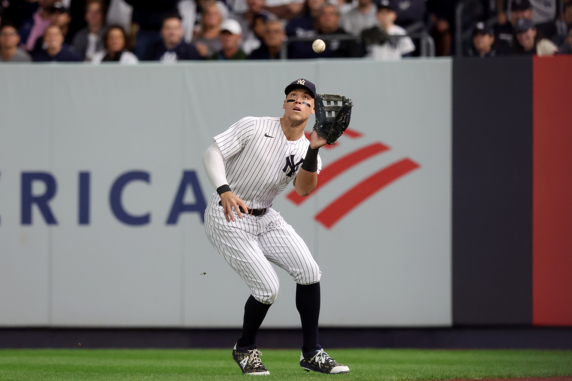 Dodgers Are 'Serious Players' to Sign Aaron Judge, Mookie Open to