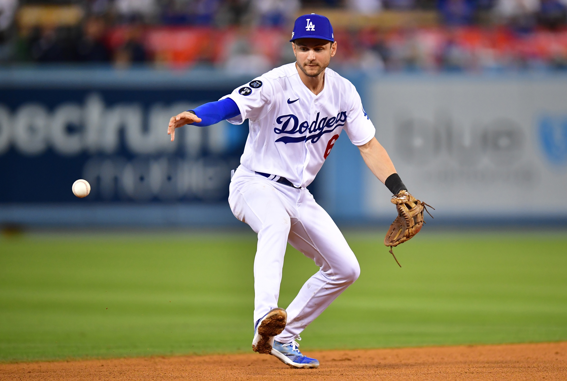 Los Angeles Dodgers shortstop Trea Turner (6) catches a late throw