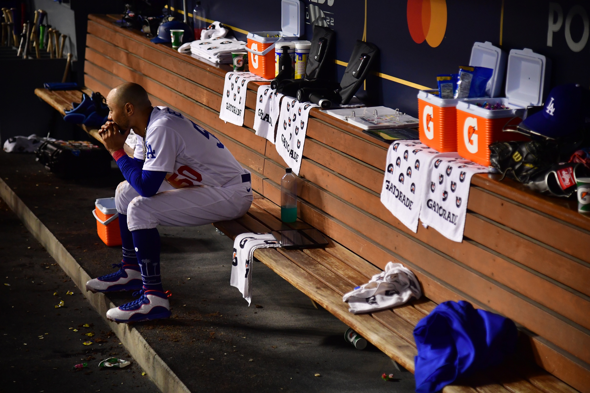 How bowling has become a 'second home' for Dodgers' Mookie Betts - Los  Angeles Times