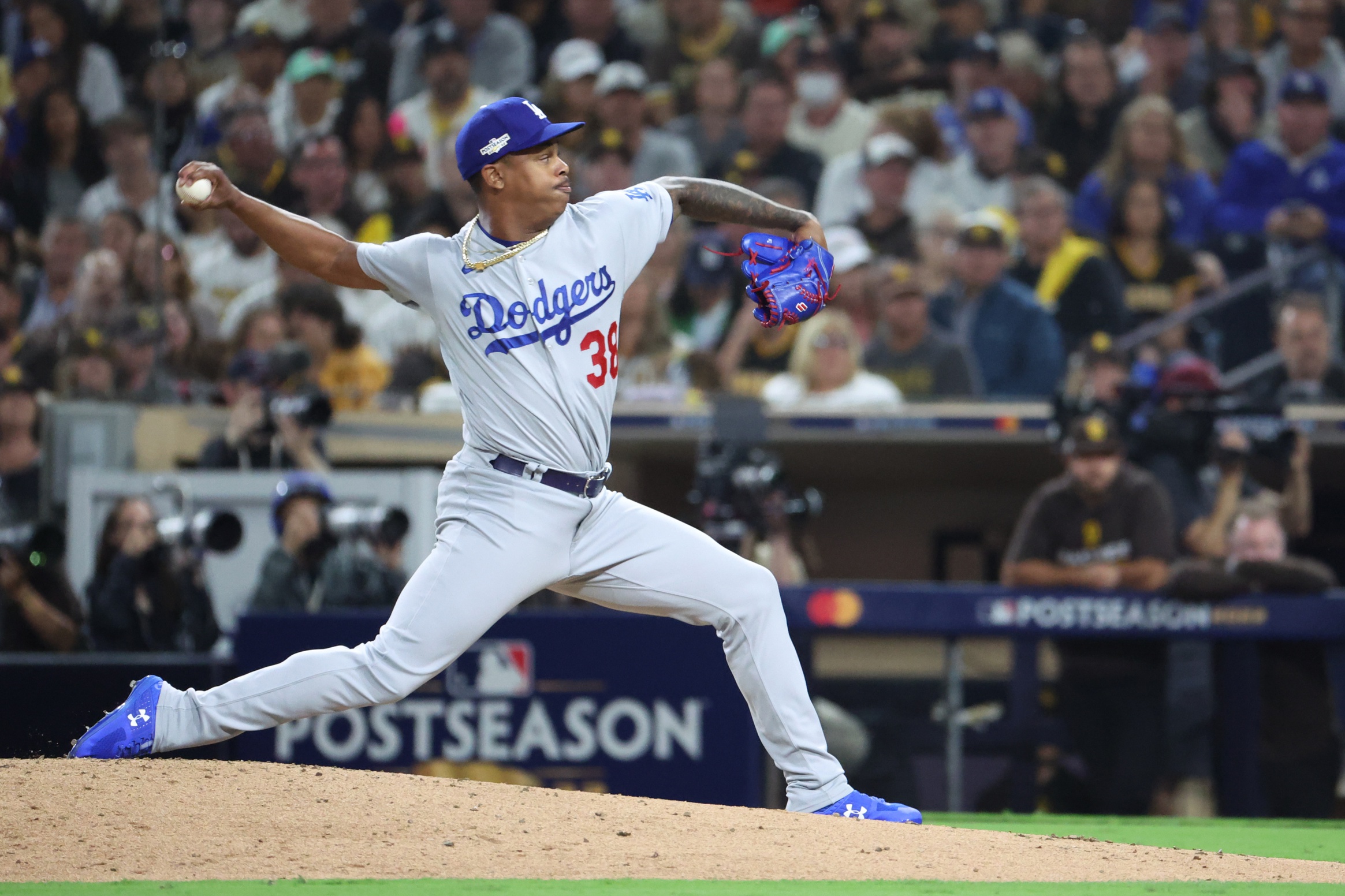 Los Angeles Dodgers relief pitcher Yency Almonte delivers during the  seventh inning of the team's baseball game against the Toronto Blue Jays,  Tuesday, July 25, 2023, in Los Angeles. (AP Photo/Ryan Sun