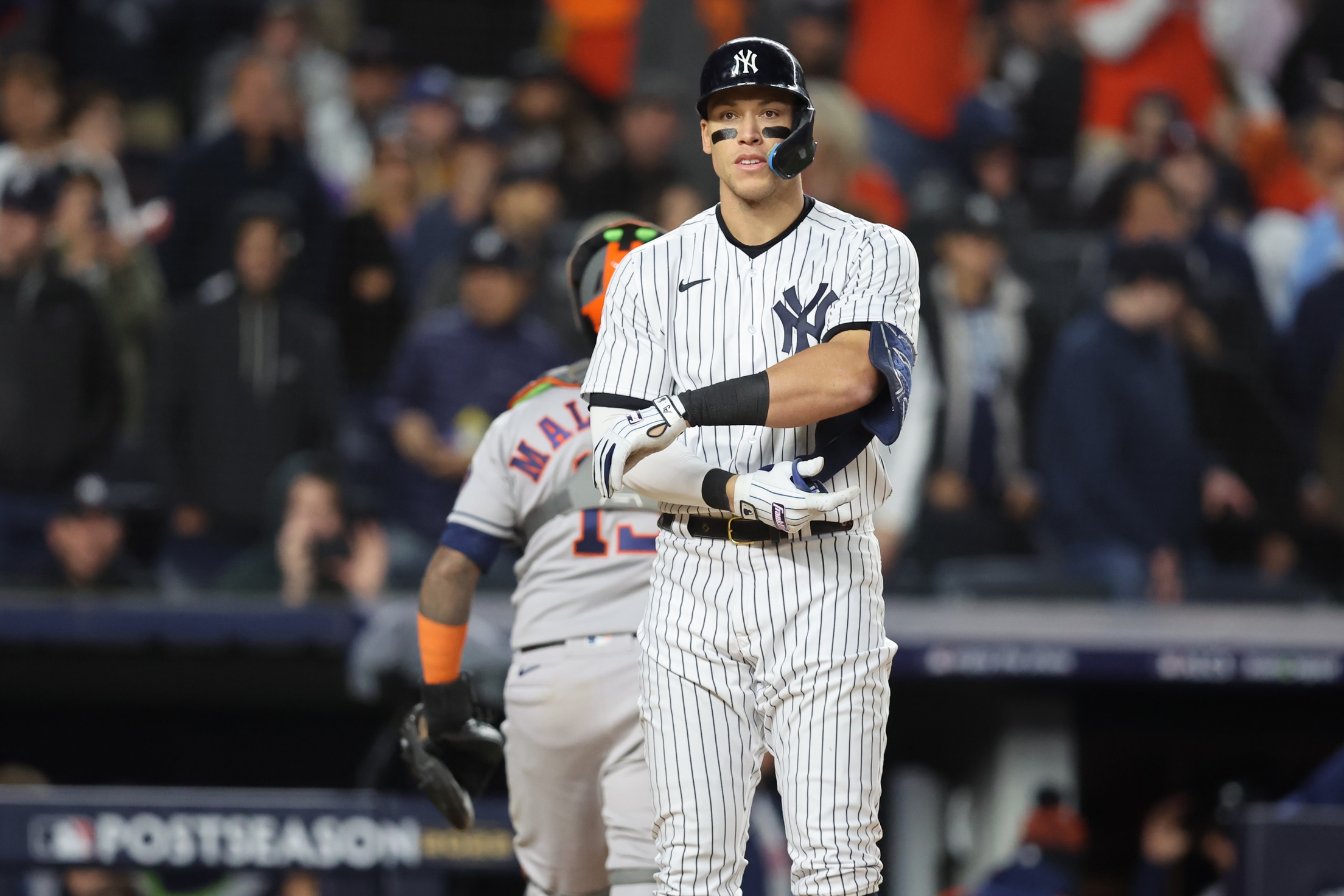 Nah, no need': Aaron Judge not interested in lawsuit after crashing through  Dodger Stadium fence