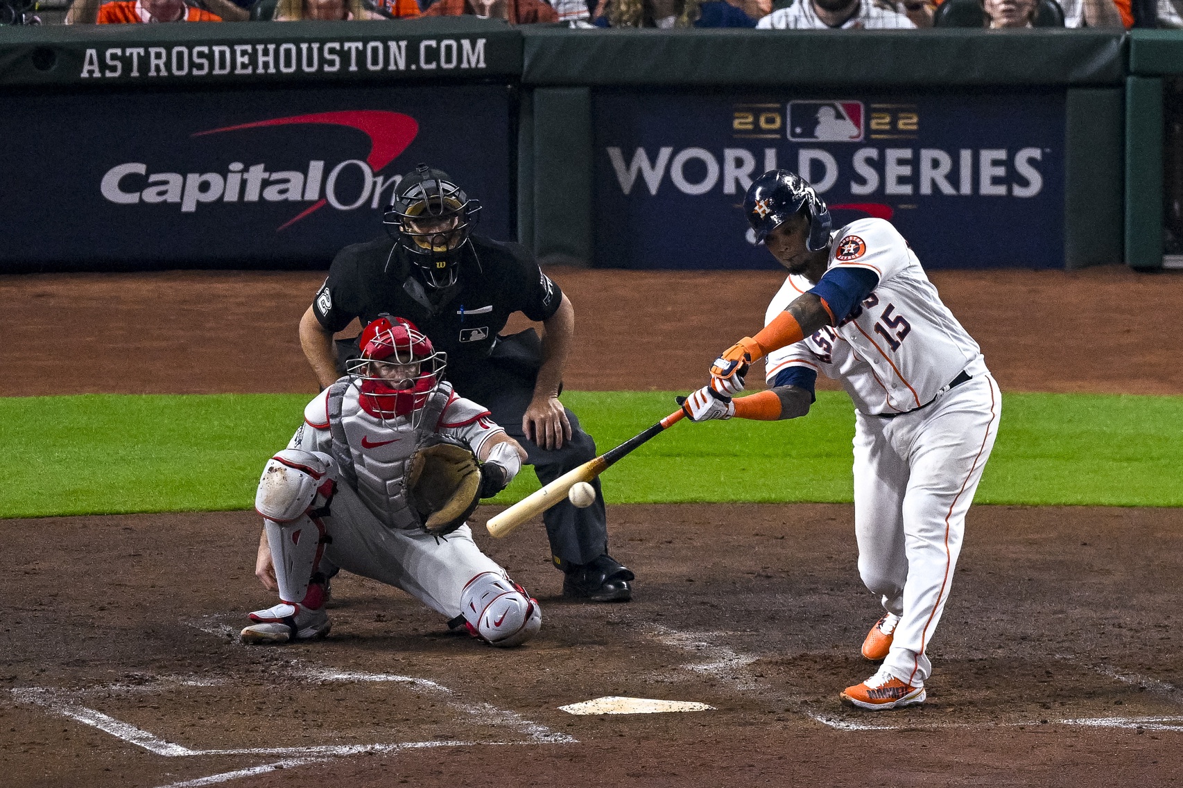 Astros catcher caught using illegal bat in Game 1 of World Series