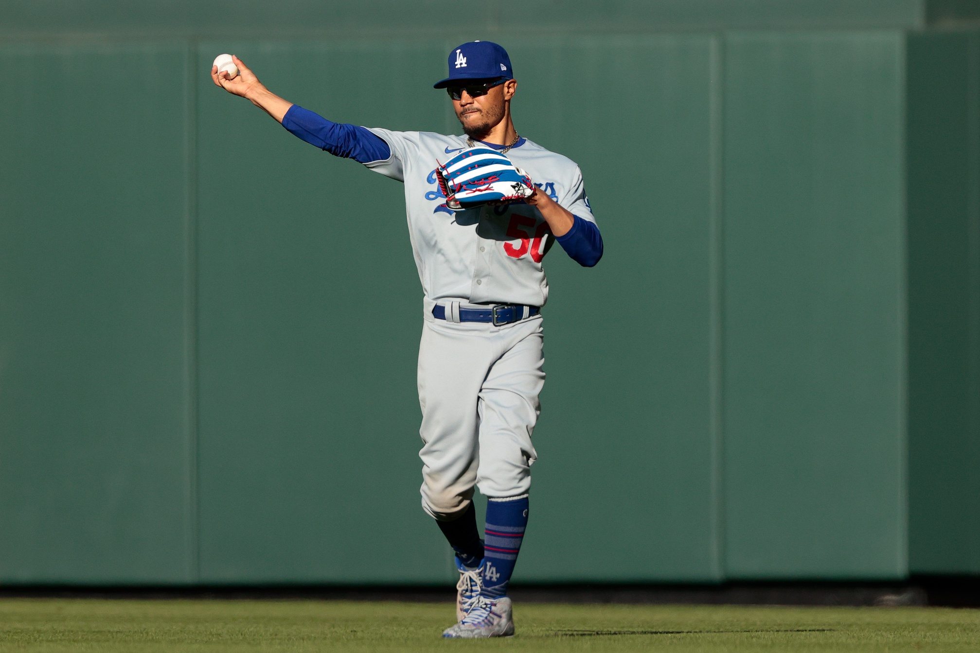 Los Angeles Dodgers right fielder Mookie Betts (50) makes a catch