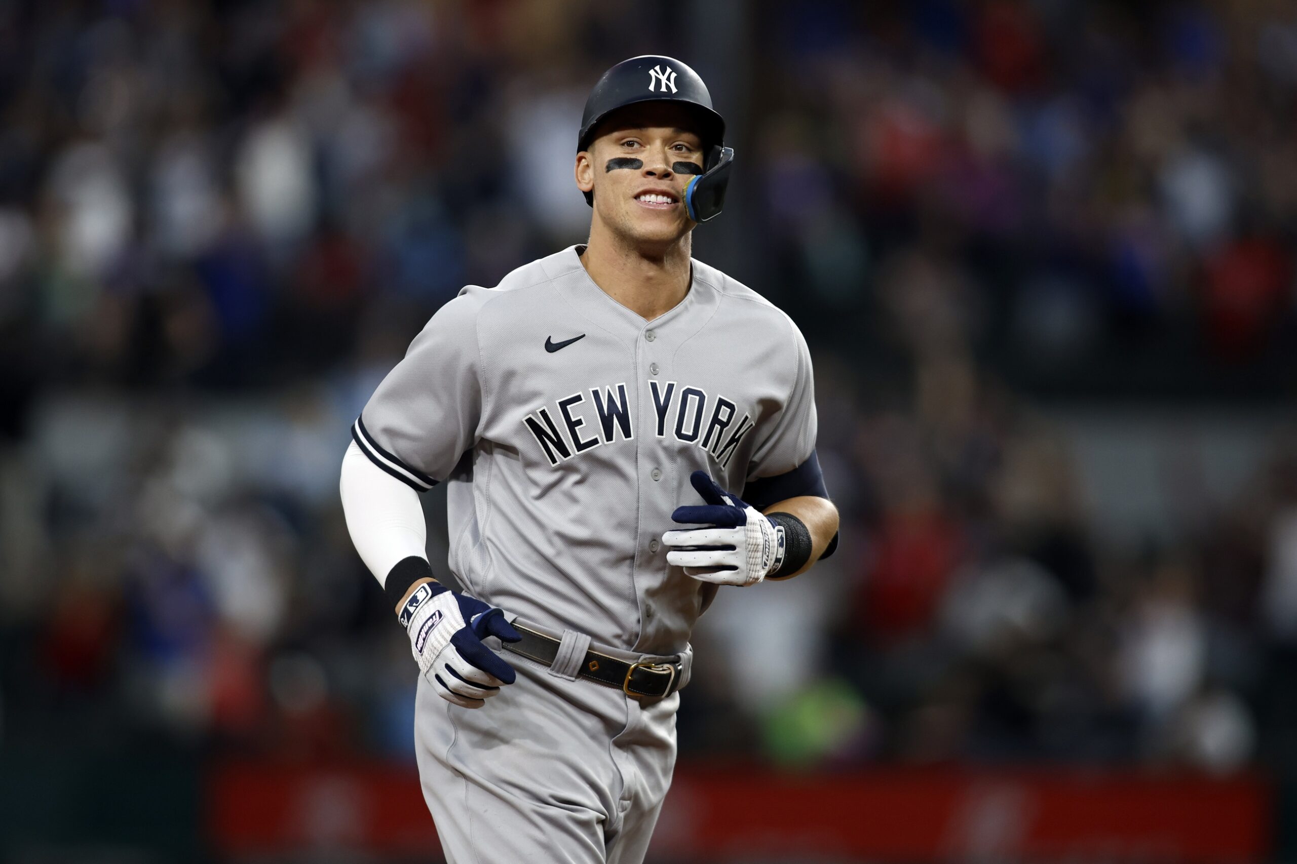 Aaron Judge staying with Yankees, will not join SF Giants