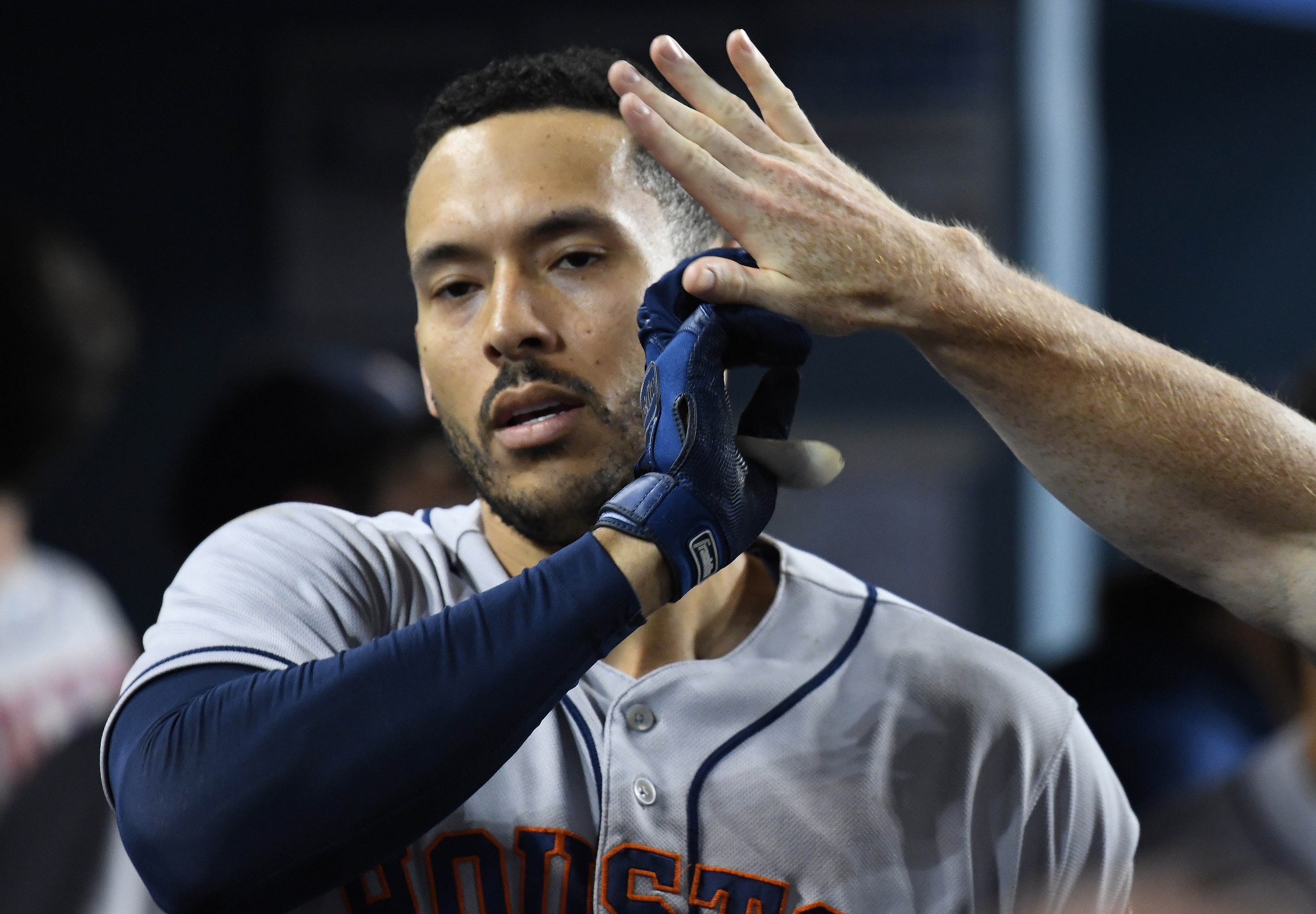 Carlos Correa rumors: Dodgers, Yankees leaving an impression