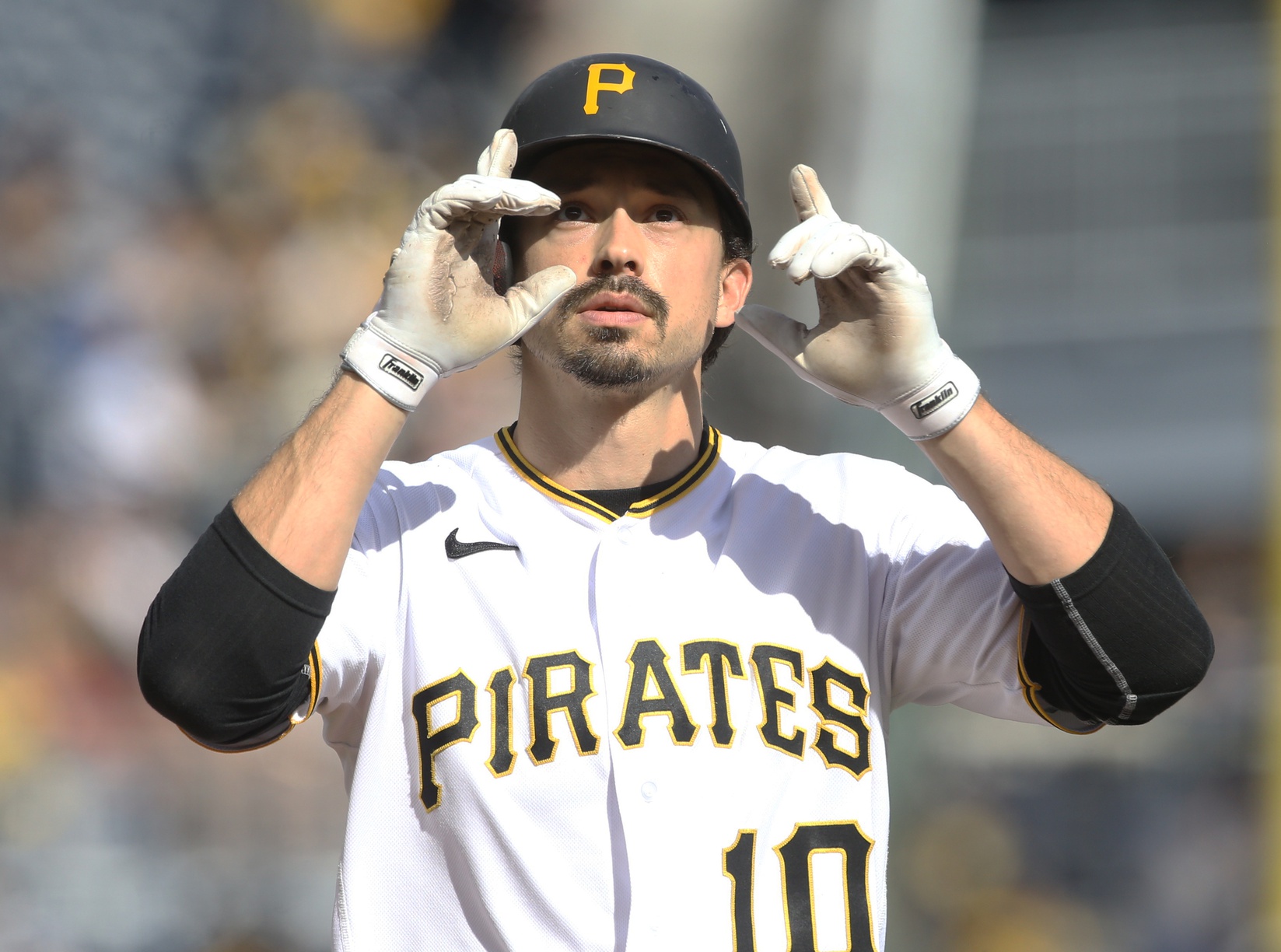 Report: Pirates, OF Bryan Reynolds agree to 8-year contract extension