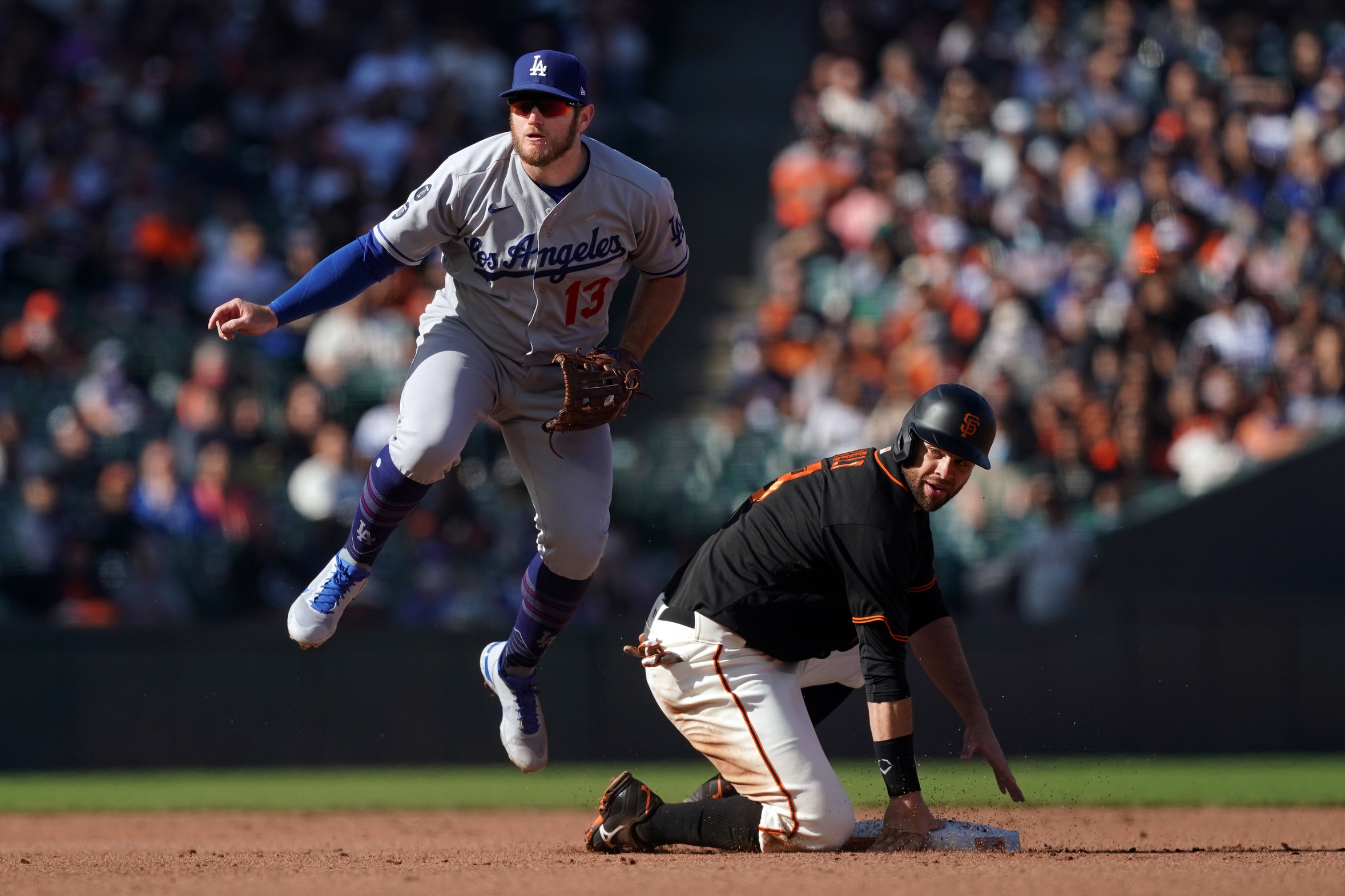 With Brandon Belt a free agent, what will Giants do for a first baseman?