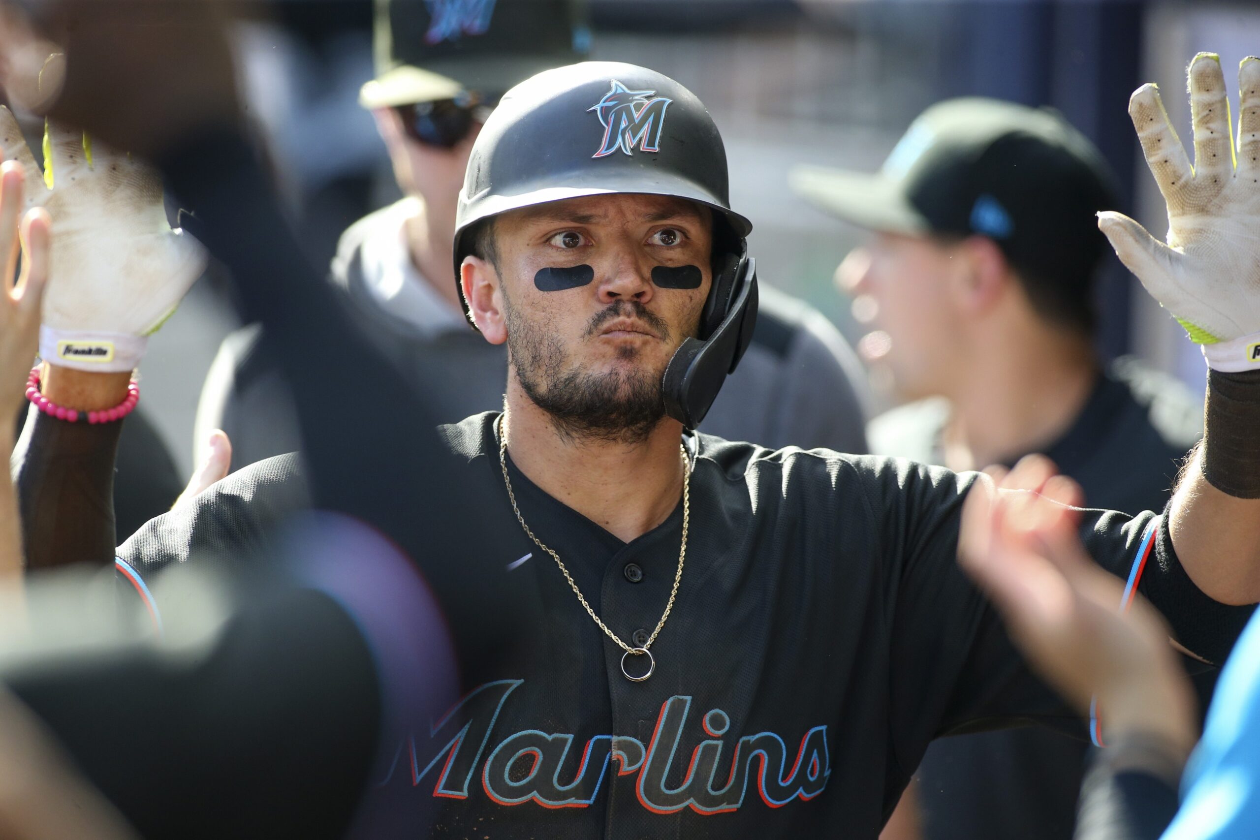 Miguel Rojas on acting as Marlins manager, trusting his teammates