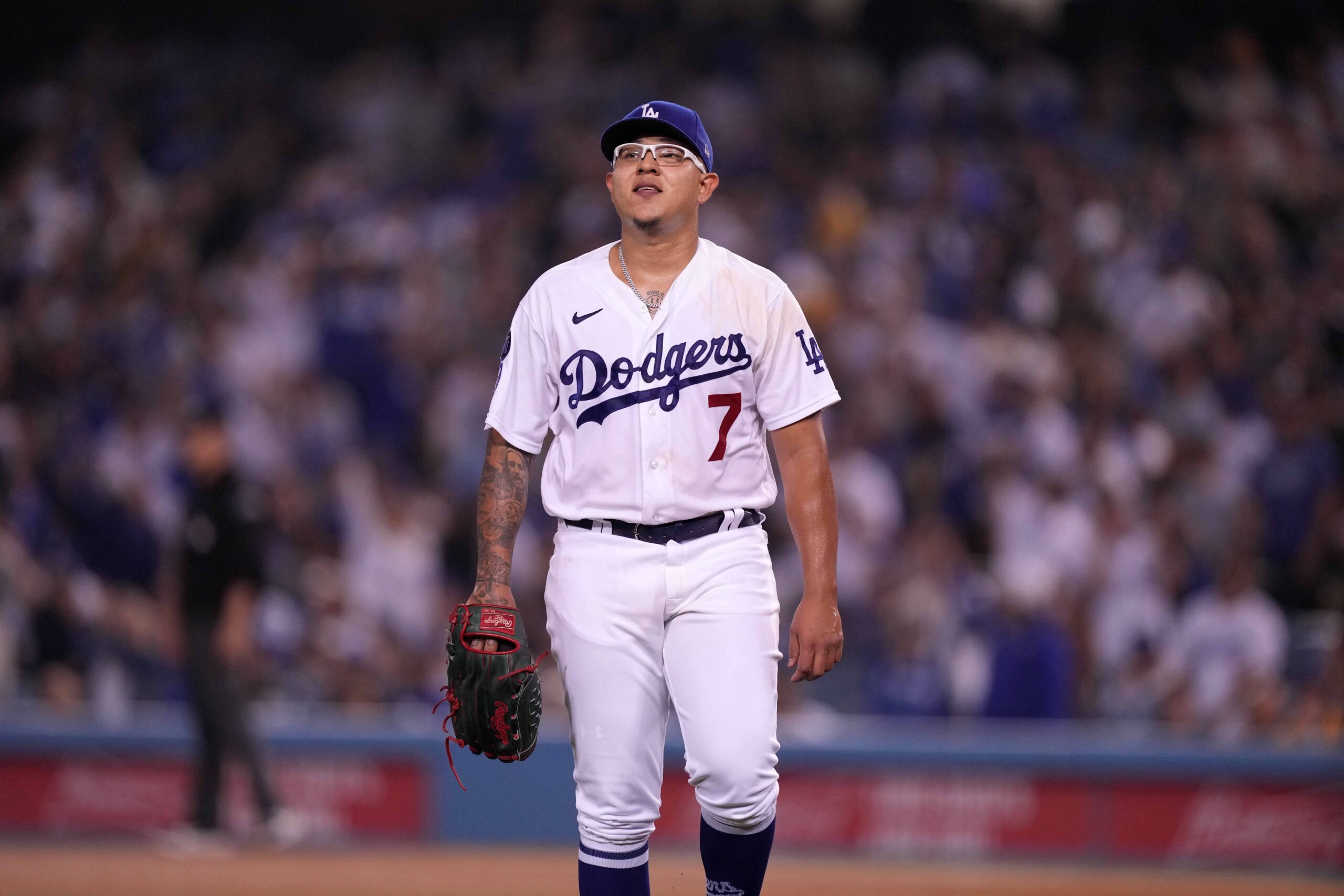 Dodgers News: Julio Urías Received Team Mexico Cleats For 2023 World  Baseball Classic