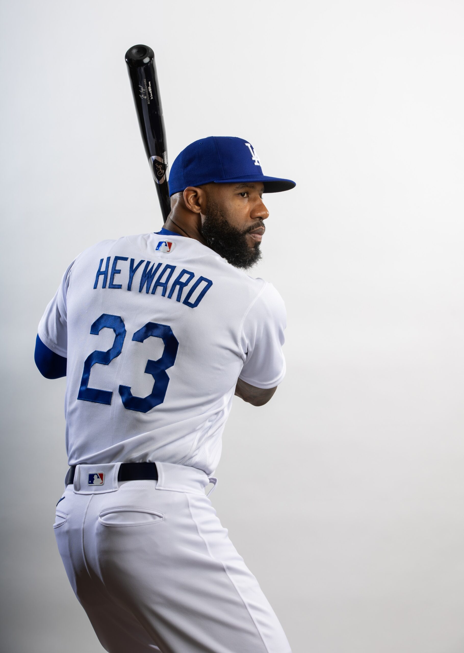 Dodgers sign OF Jason Heyward to minor league deal