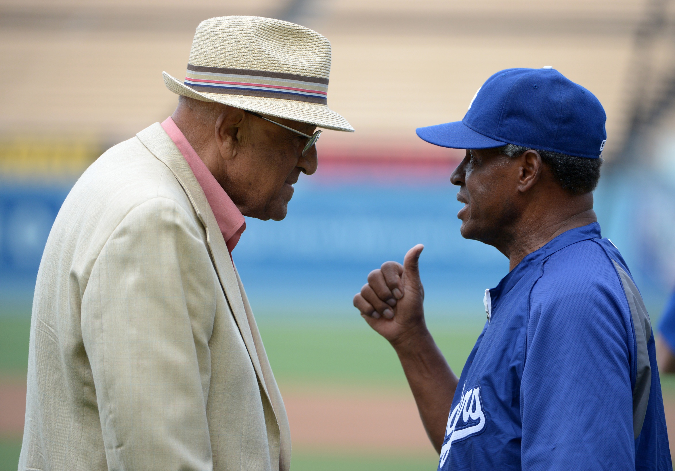 Dodgers: Orel Hershiser and Manny Mota Set to Receive Huge Honors at Dodger  Stadium in 2023