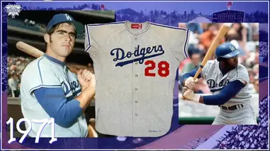 so I tried to do the current dodgers uniforms with the colors of the old  dodgers units the forgotten powder blue ones of the 40s ( I tried my  hardest to make