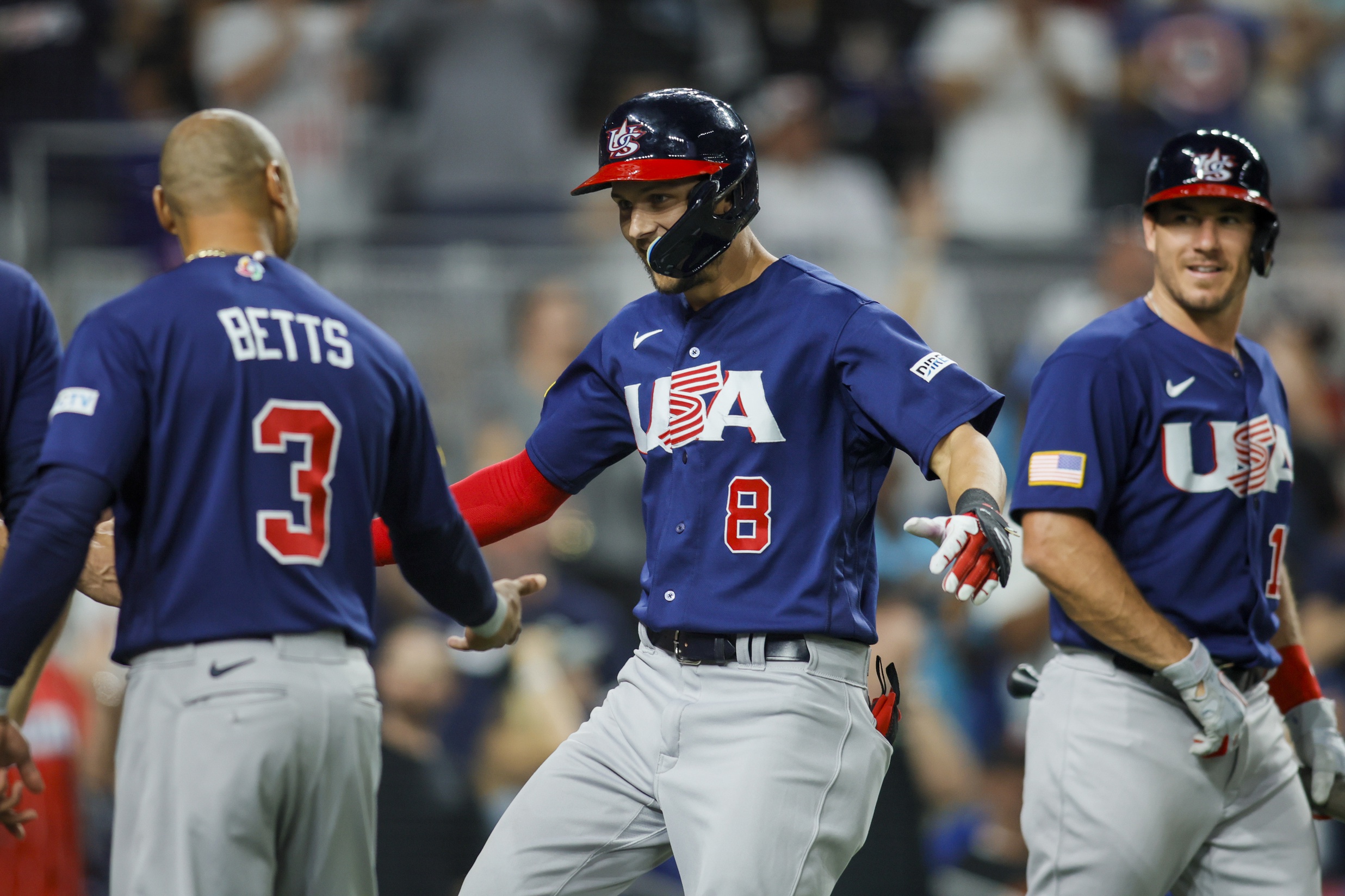 Dodgers' Mookie Betts looking for key to turn around slow start – Orange  County Register