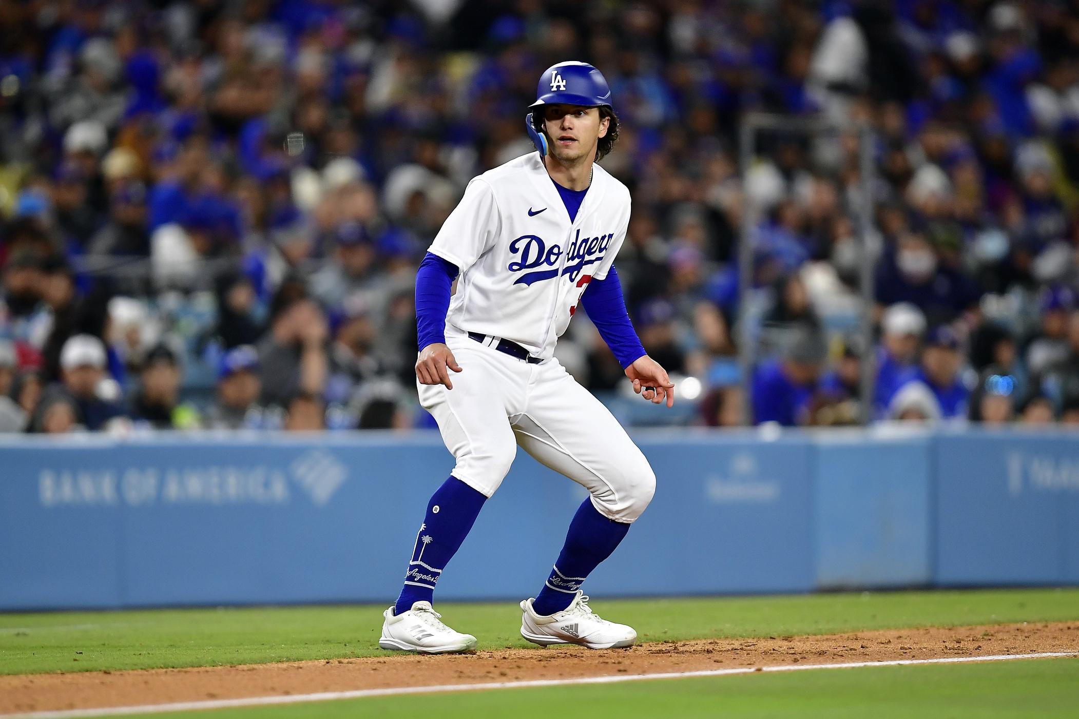 Dave Roberts Has Enormous Praise for Rookie James Outman