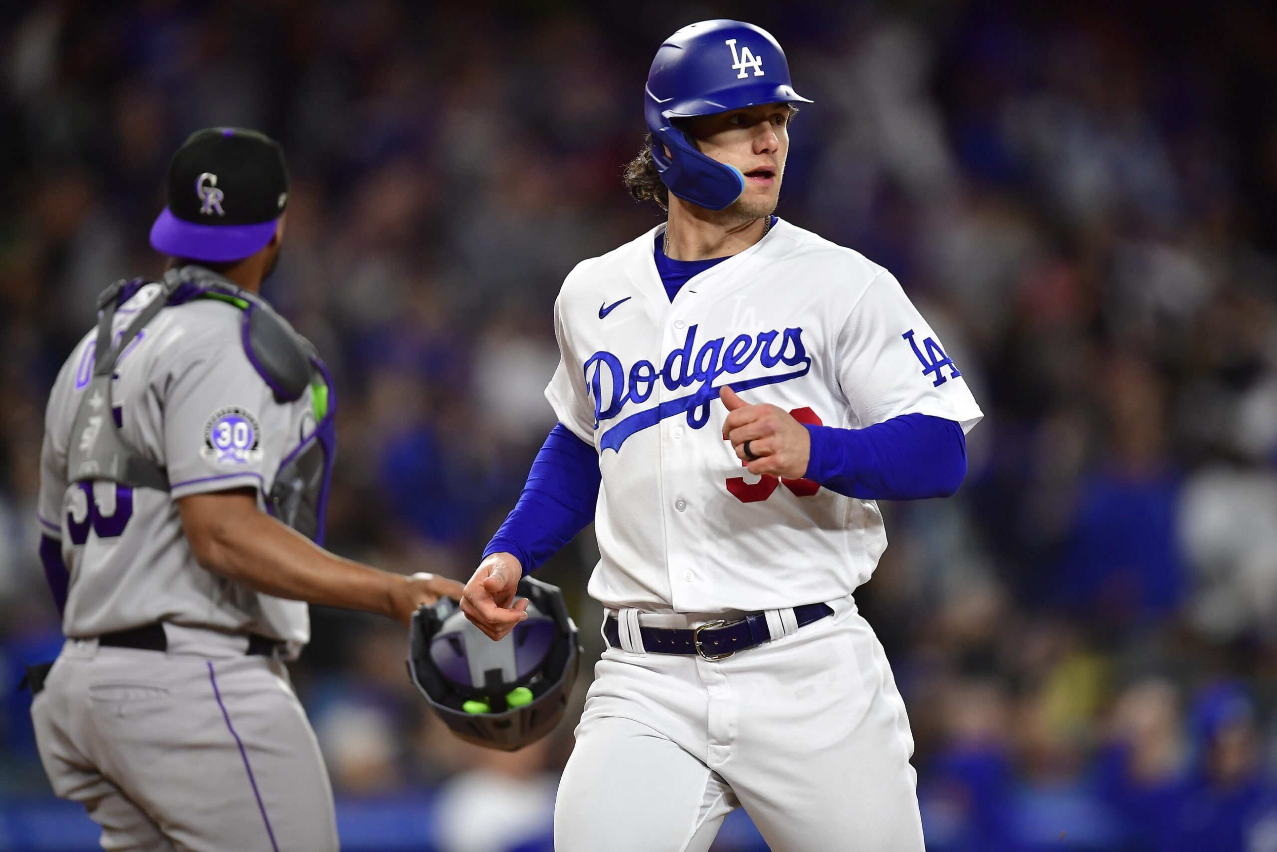 Betts, Outman homer as Dodgers stun Padres 5-2 – KXAN Austin