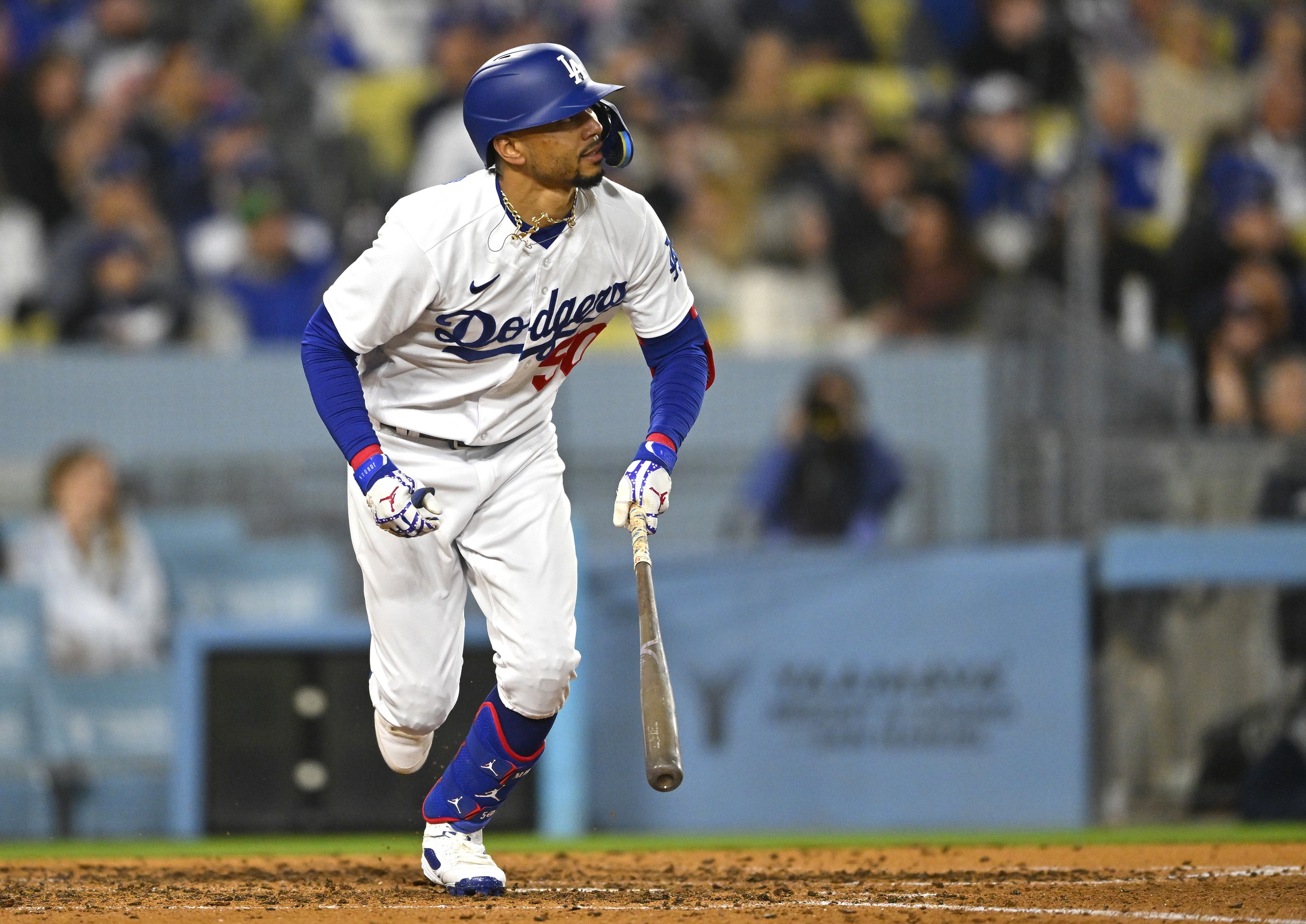 Mookie Betts Out of Dodgers’ Lineup for First Time This Season