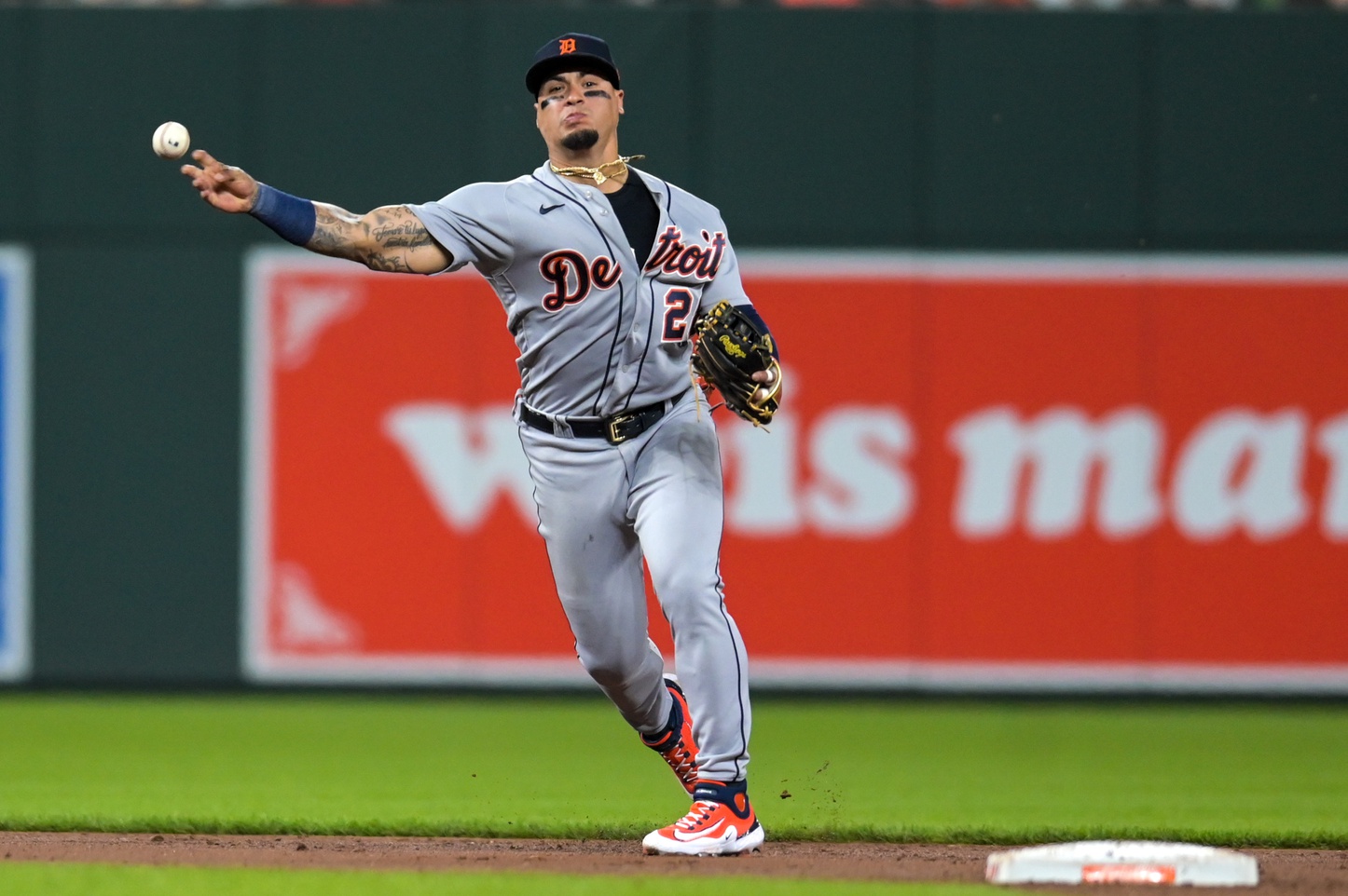 Division rival Royals trade for pitcher who doesn't like new Detroit Tigers  SS Javier Baez at all