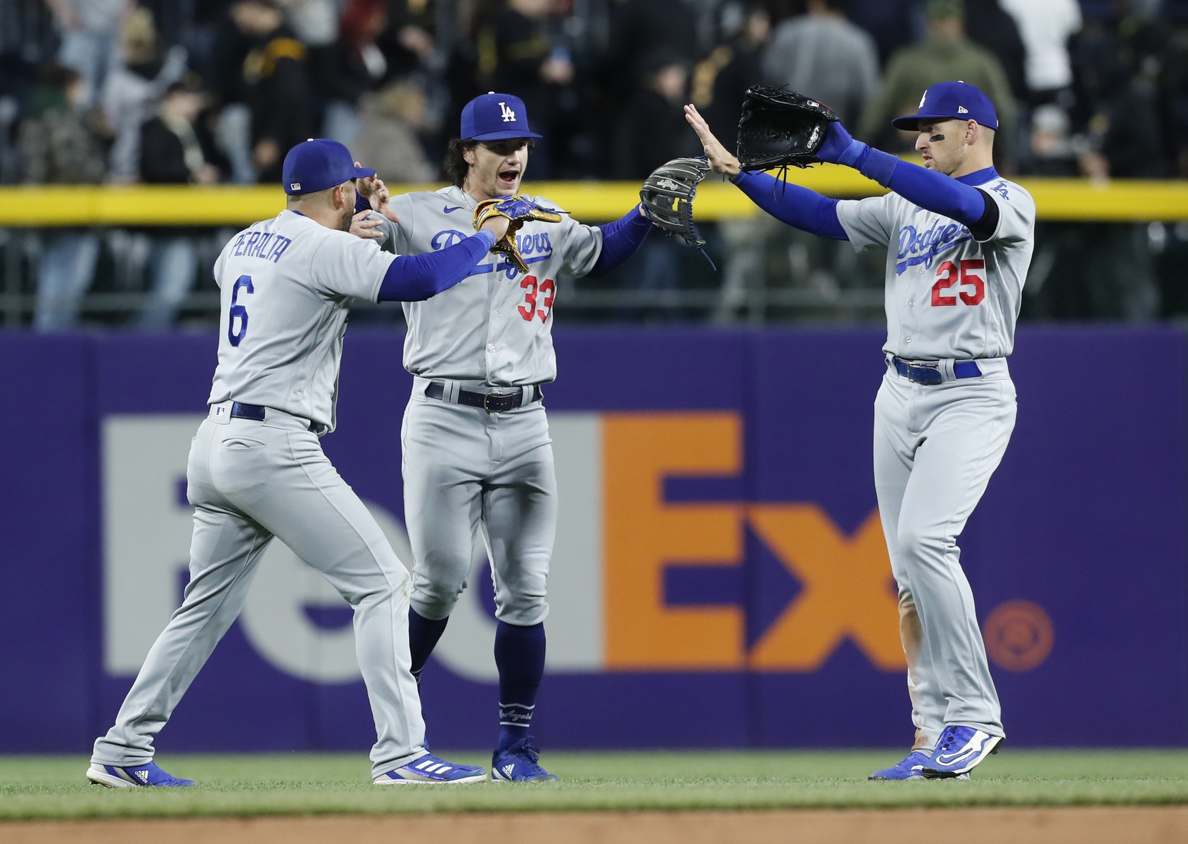 FOX Sports: MLB on X: EIGHT. IN. A ROW. The LA @Dodgers are once