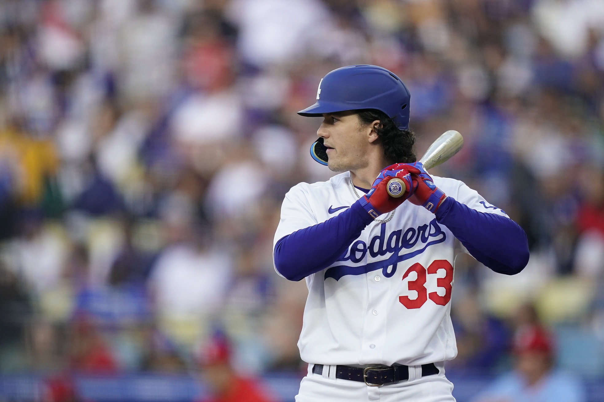 Are Dodgers sending message about Miguel Vargas' future with