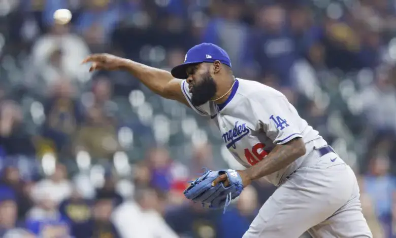 Dodgers Roster News: RHP Wander Suero Outrighted, Leaves Team via Free  Agency