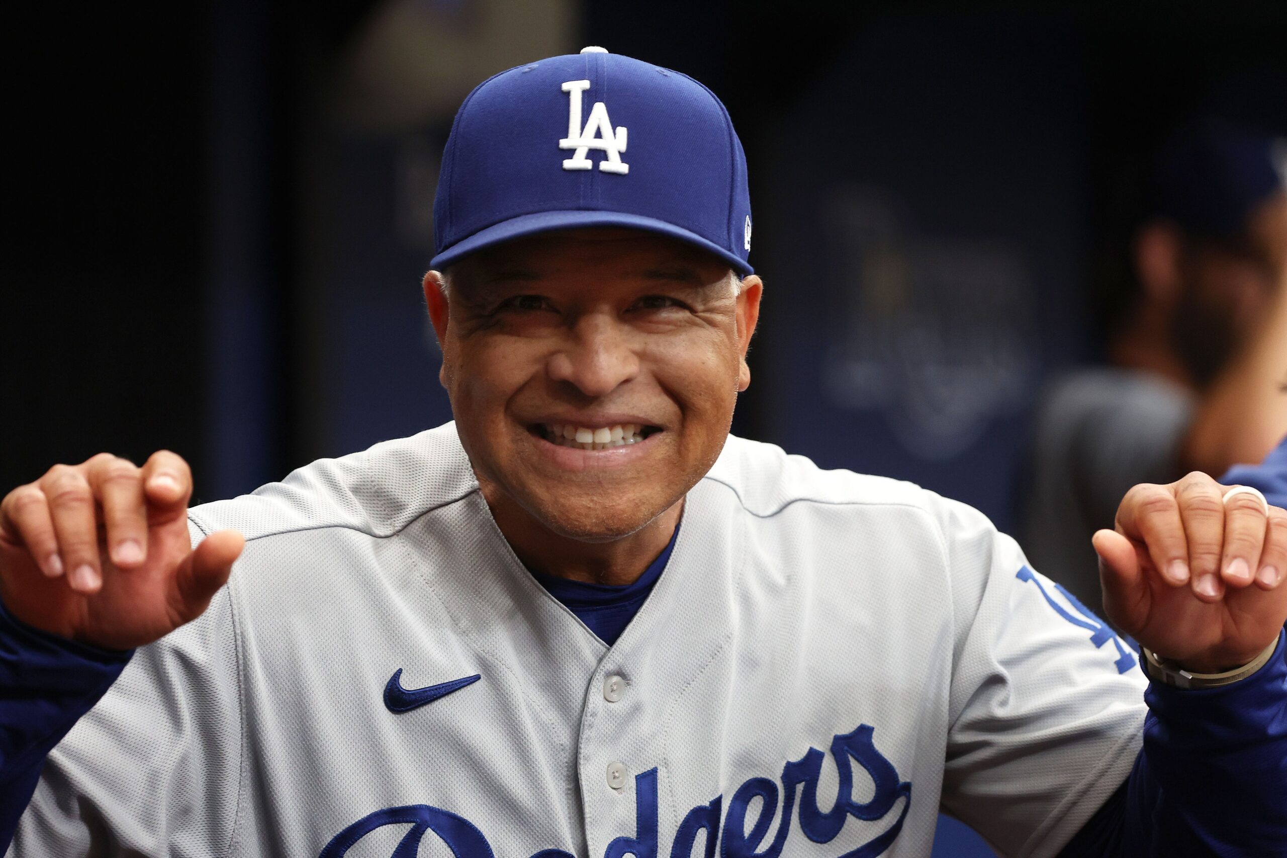 Dave Roberts and the Importance of Baseball's Middle Managers