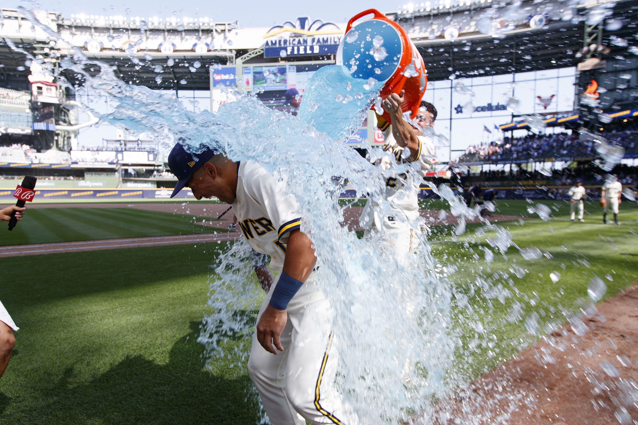 Have You Seen This? Brewers' slide gets the best of Dodgers