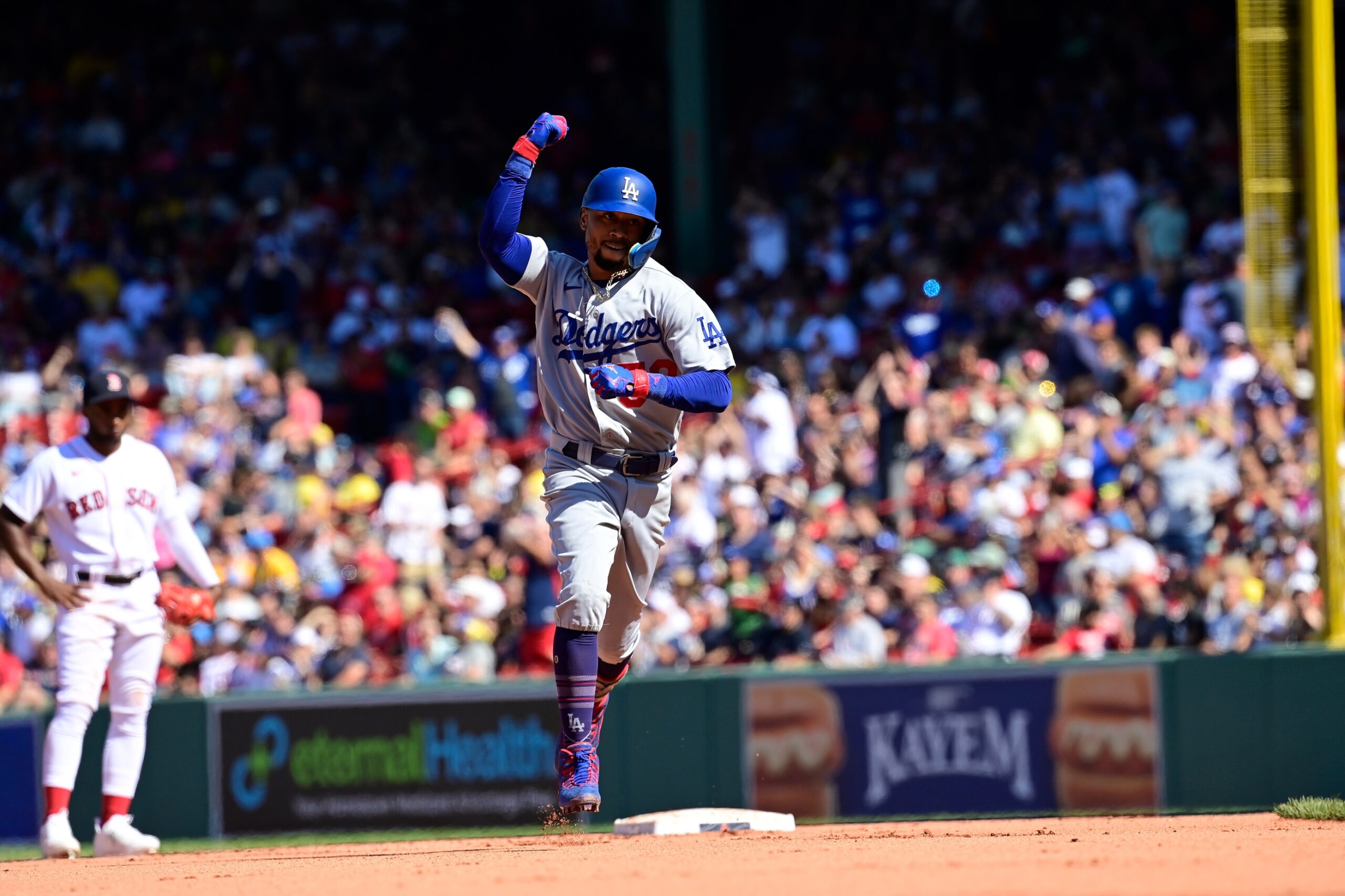 2023 Dodgers Spring Training: Mookie Betts reveals reason behind Driveline  visit, adding muscle 