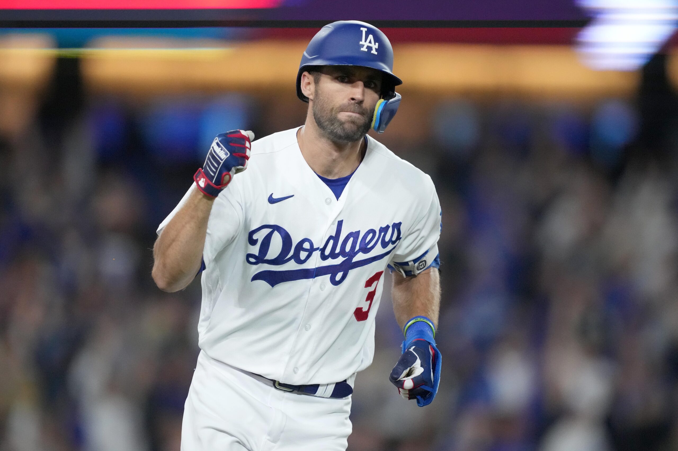 Dodgers News: Chris Taylor Reacts to Being LA's Robert Clemente