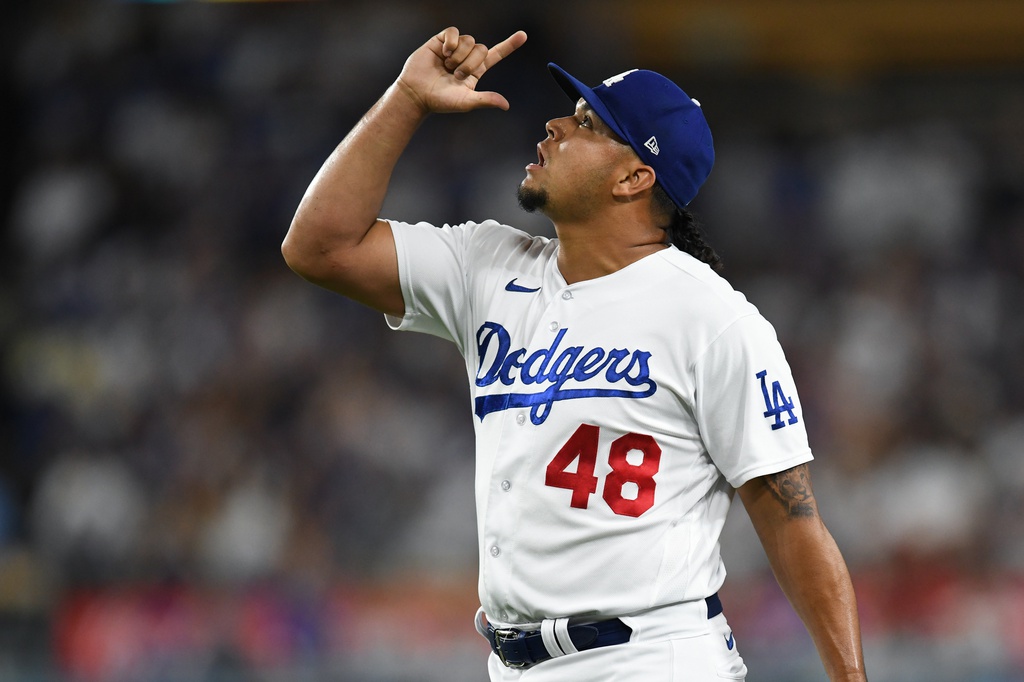 Dodgers News: Brusdar Graterol is Absolutely Dominating Right Now