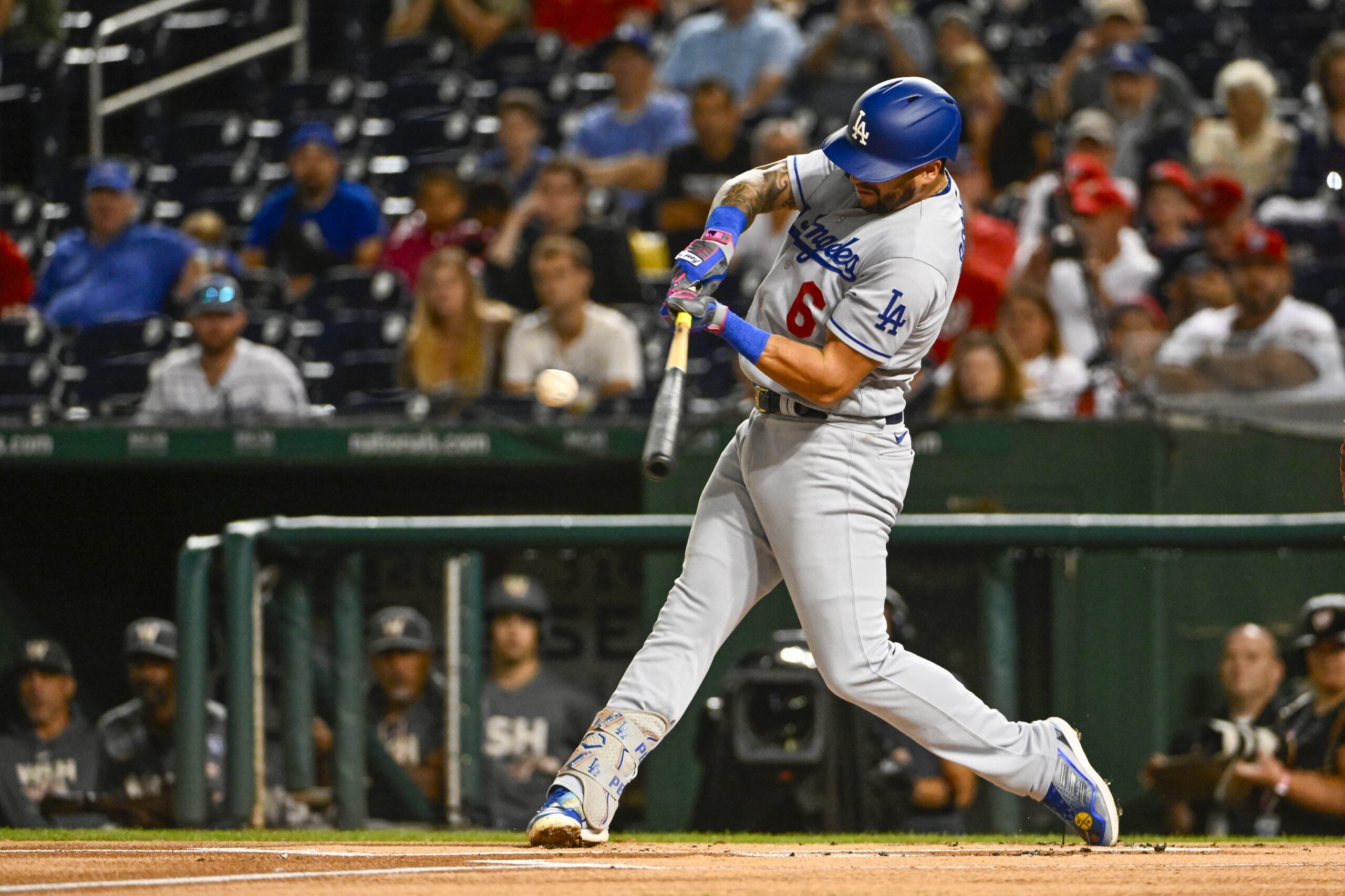 Dodgers News: David Peralta Exits Sundays Game Early with Injury