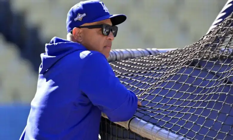 Truth About Dave Roberts & Who is Making Decisions for the Dodgers, How  Much Blame does Doc Deserve? 